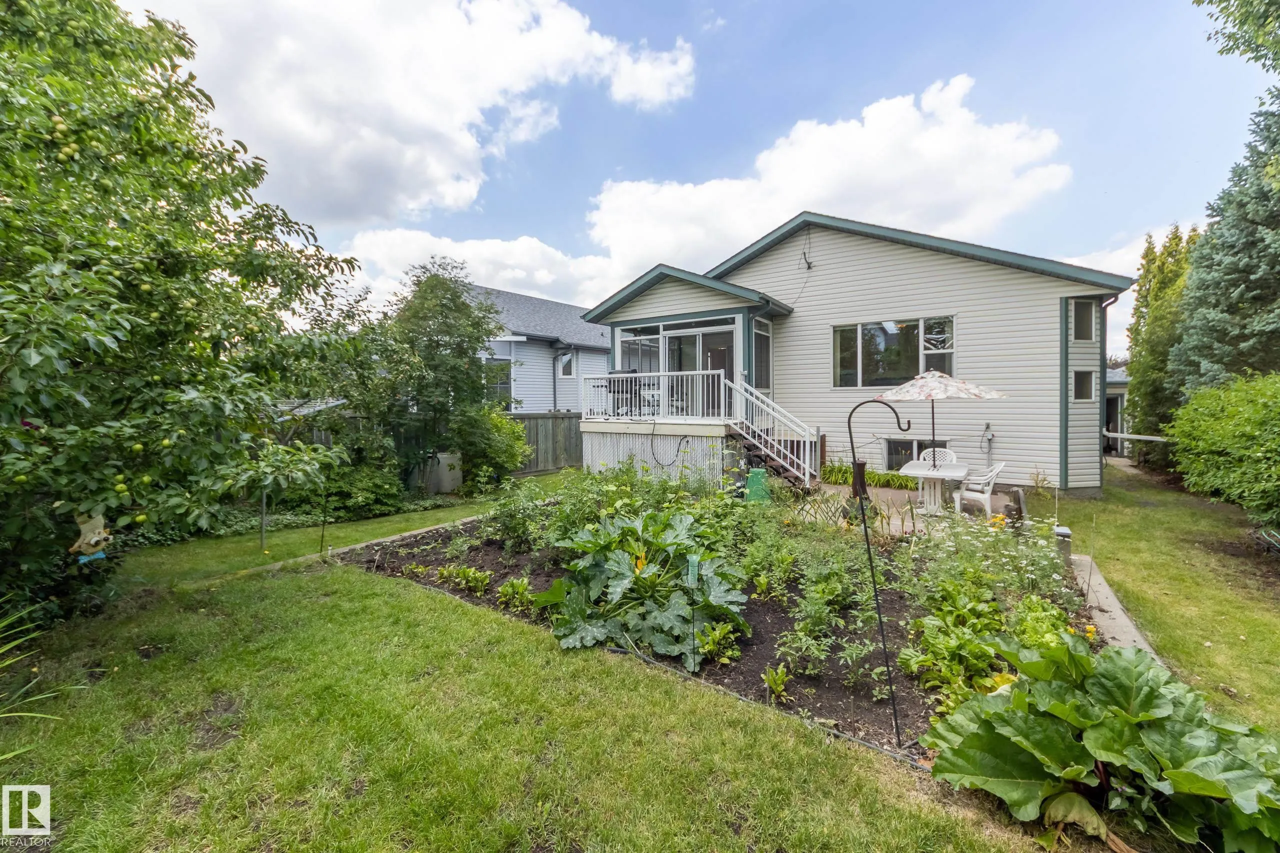 446 DAVENPORT Drive