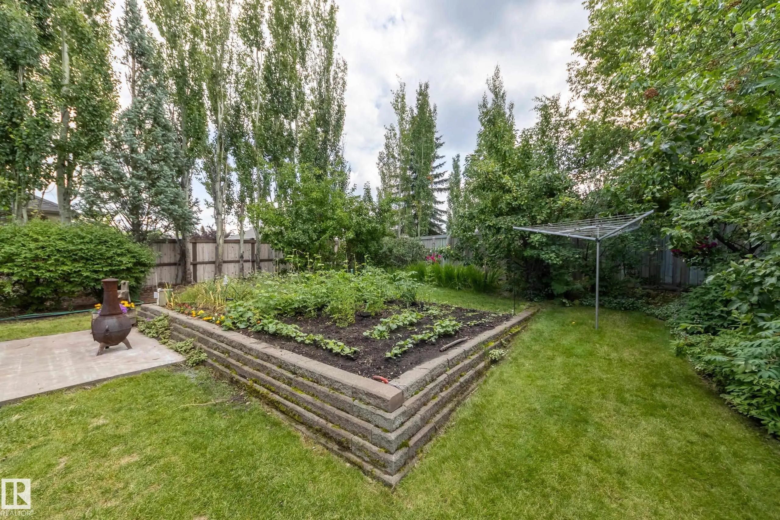 446 DAVENPORT Drive