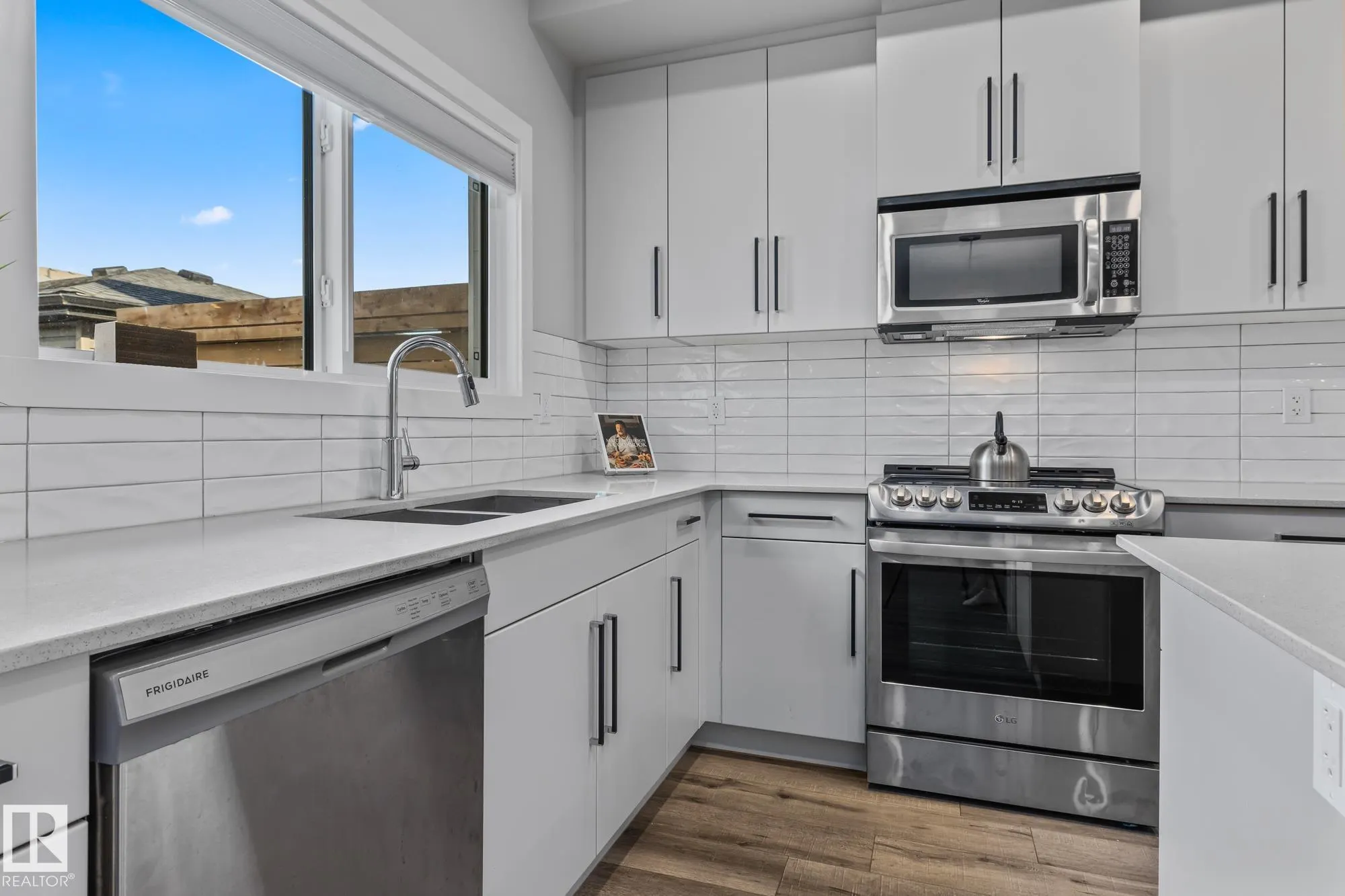 264 ROLSTON Wynd