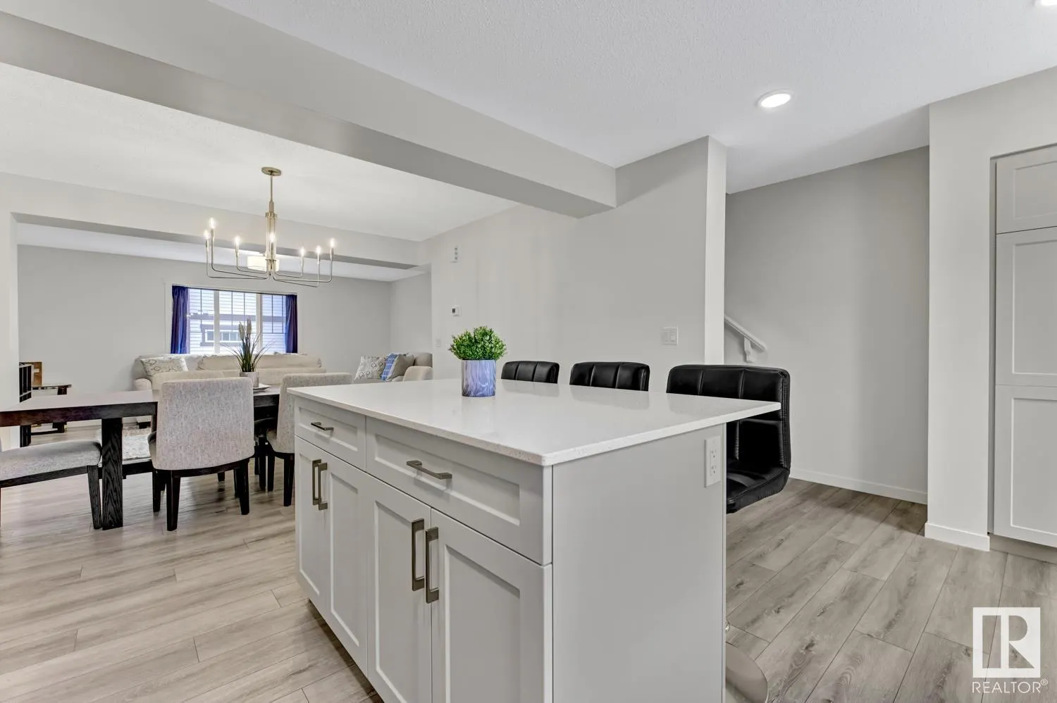 50 MCLAUGHLIN Drive