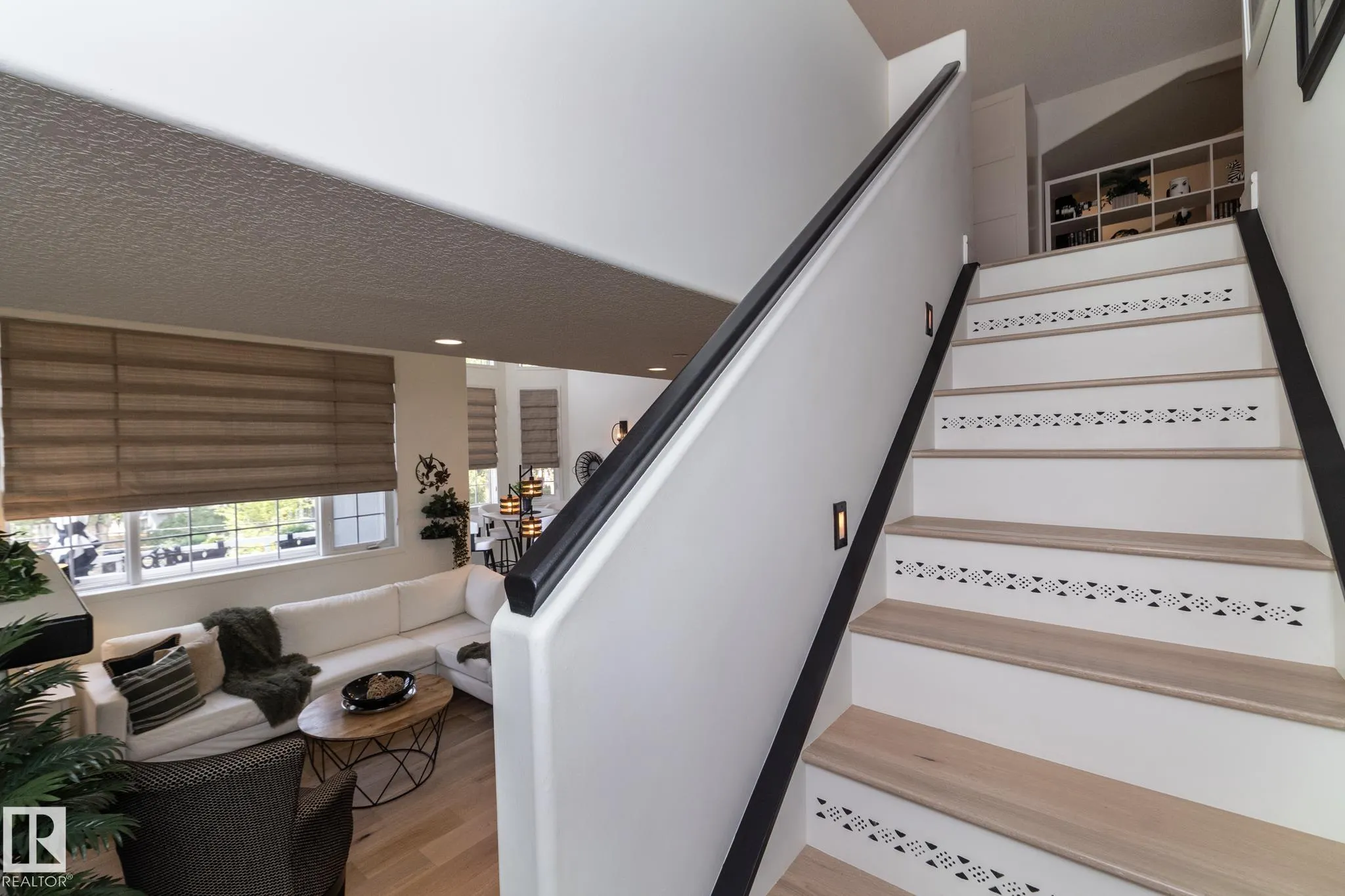 14 MISSION Avenue