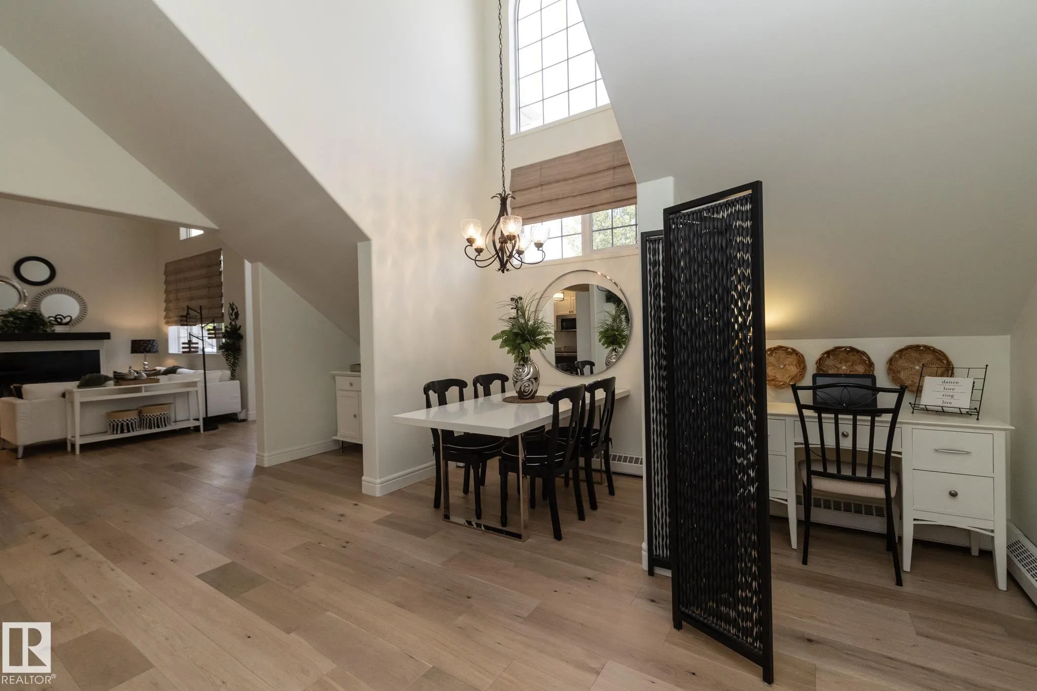 14 MISSION Avenue