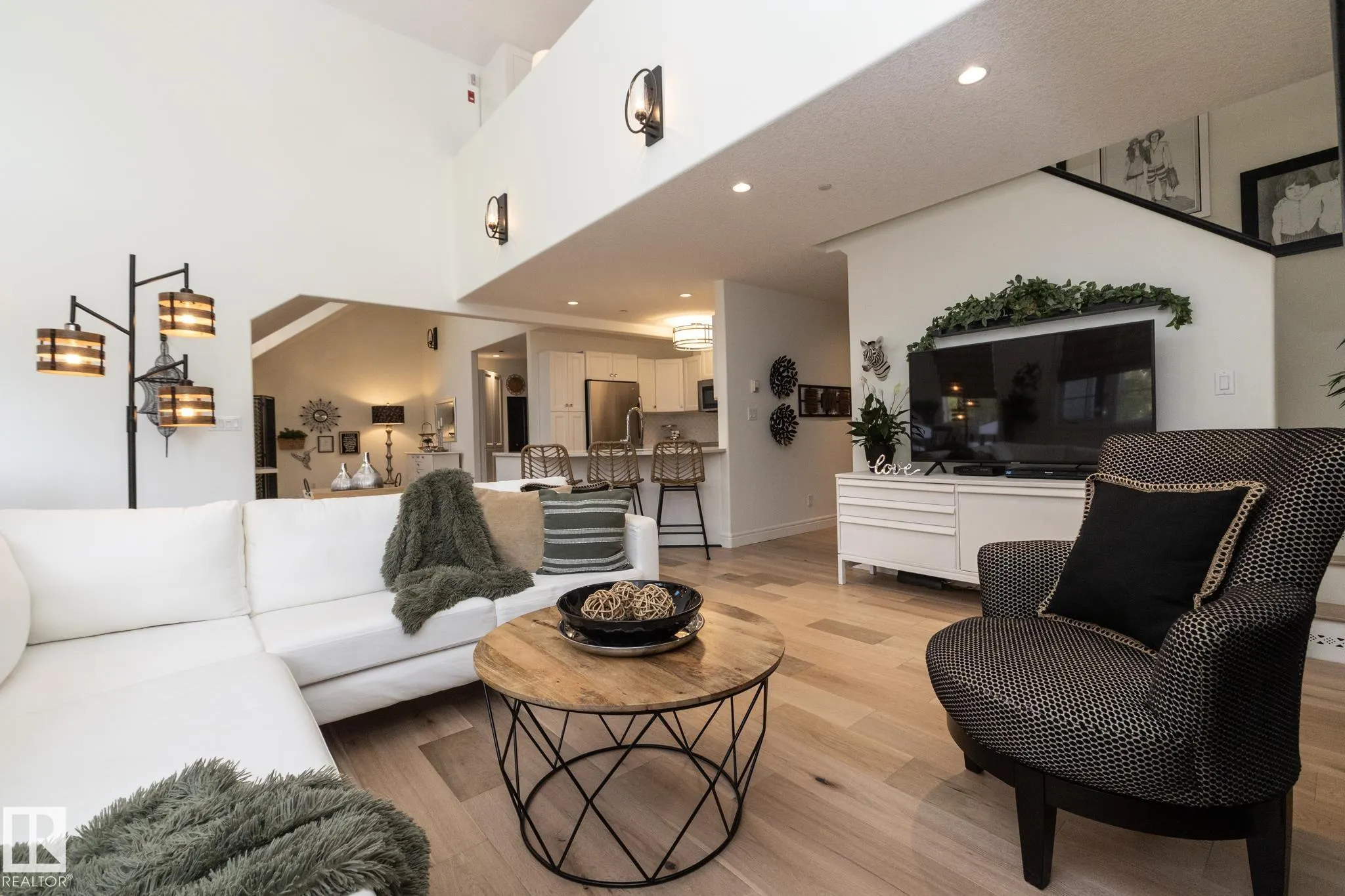 14 MISSION Avenue