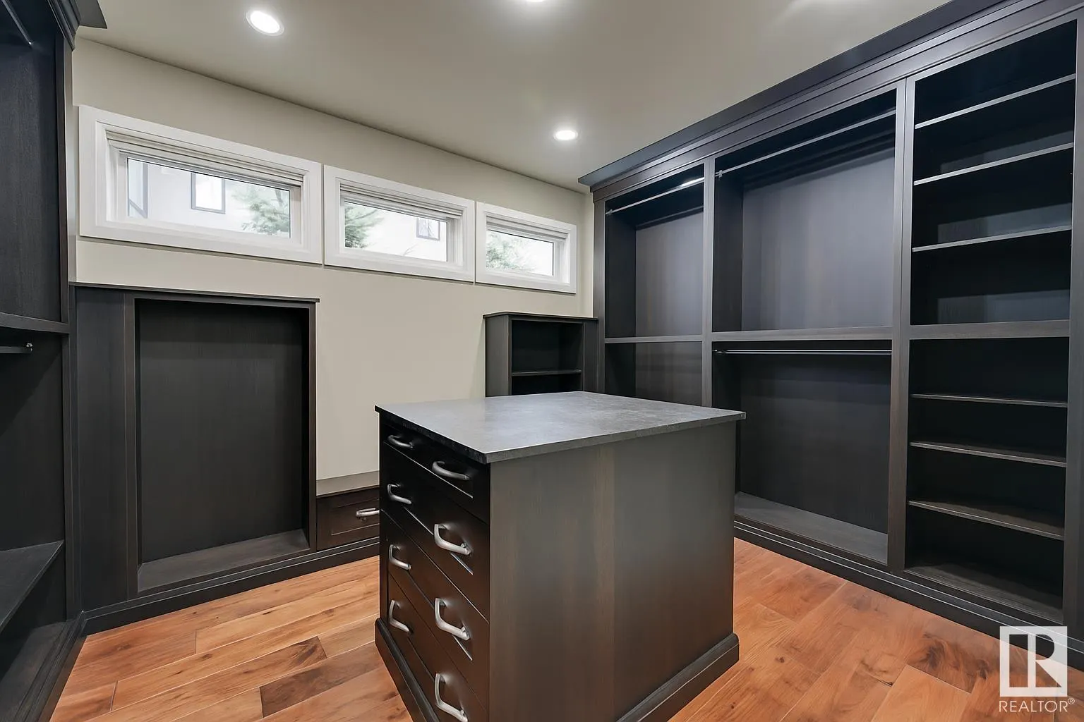 3126 WATSON Green