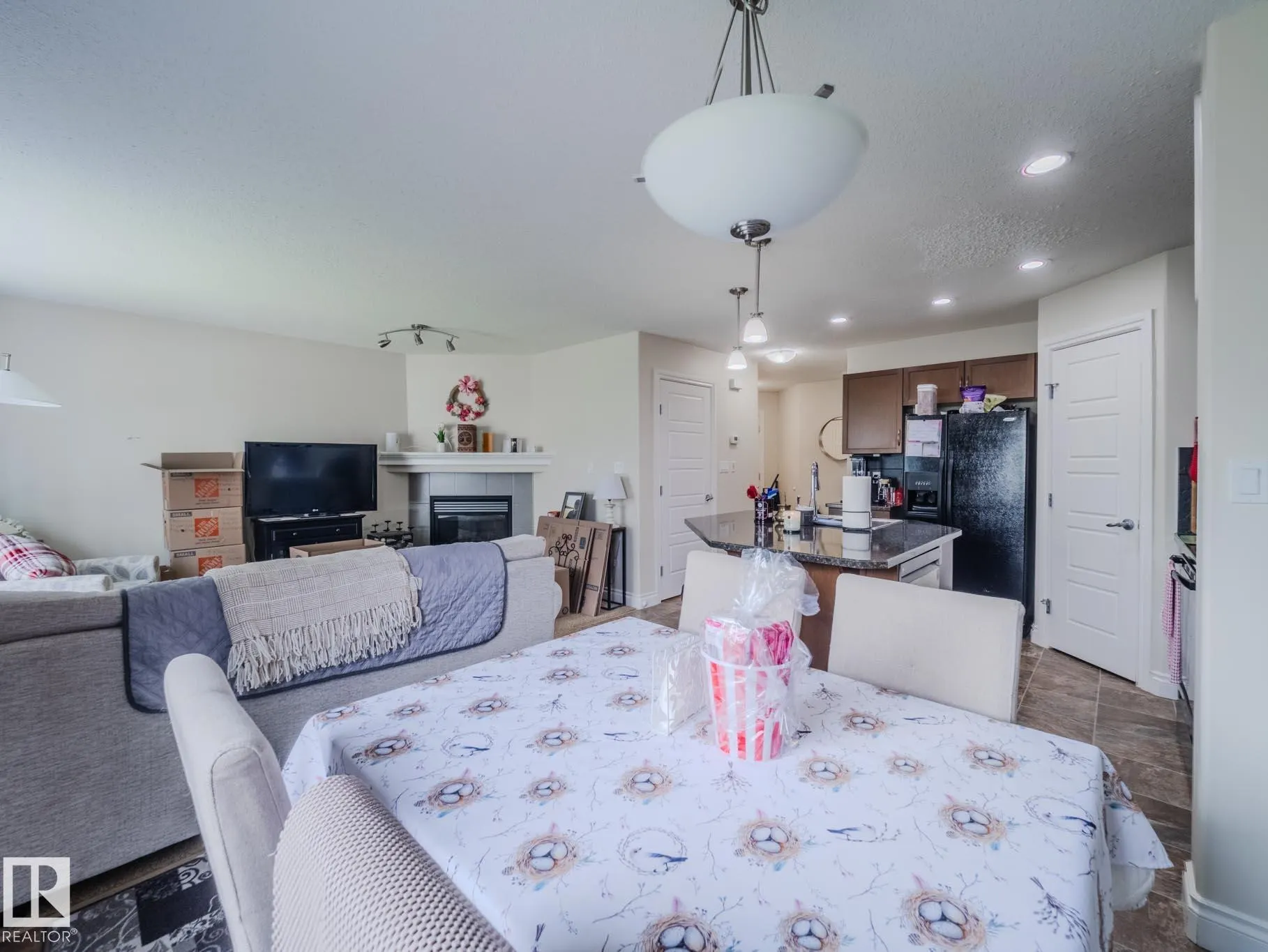 74 RED CANYON Way