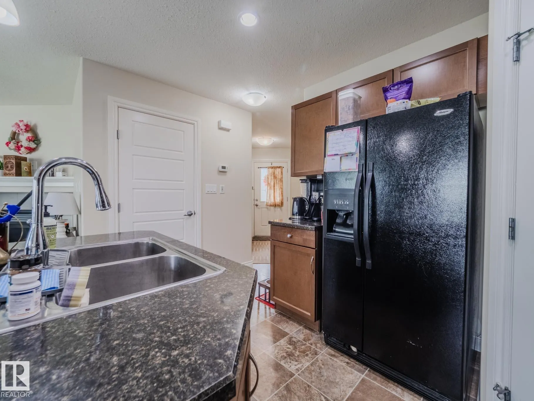 74 RED CANYON Way