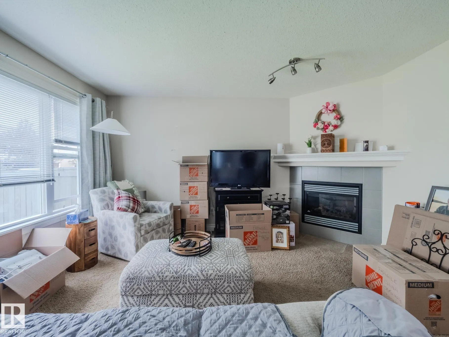 74 RED CANYON Way