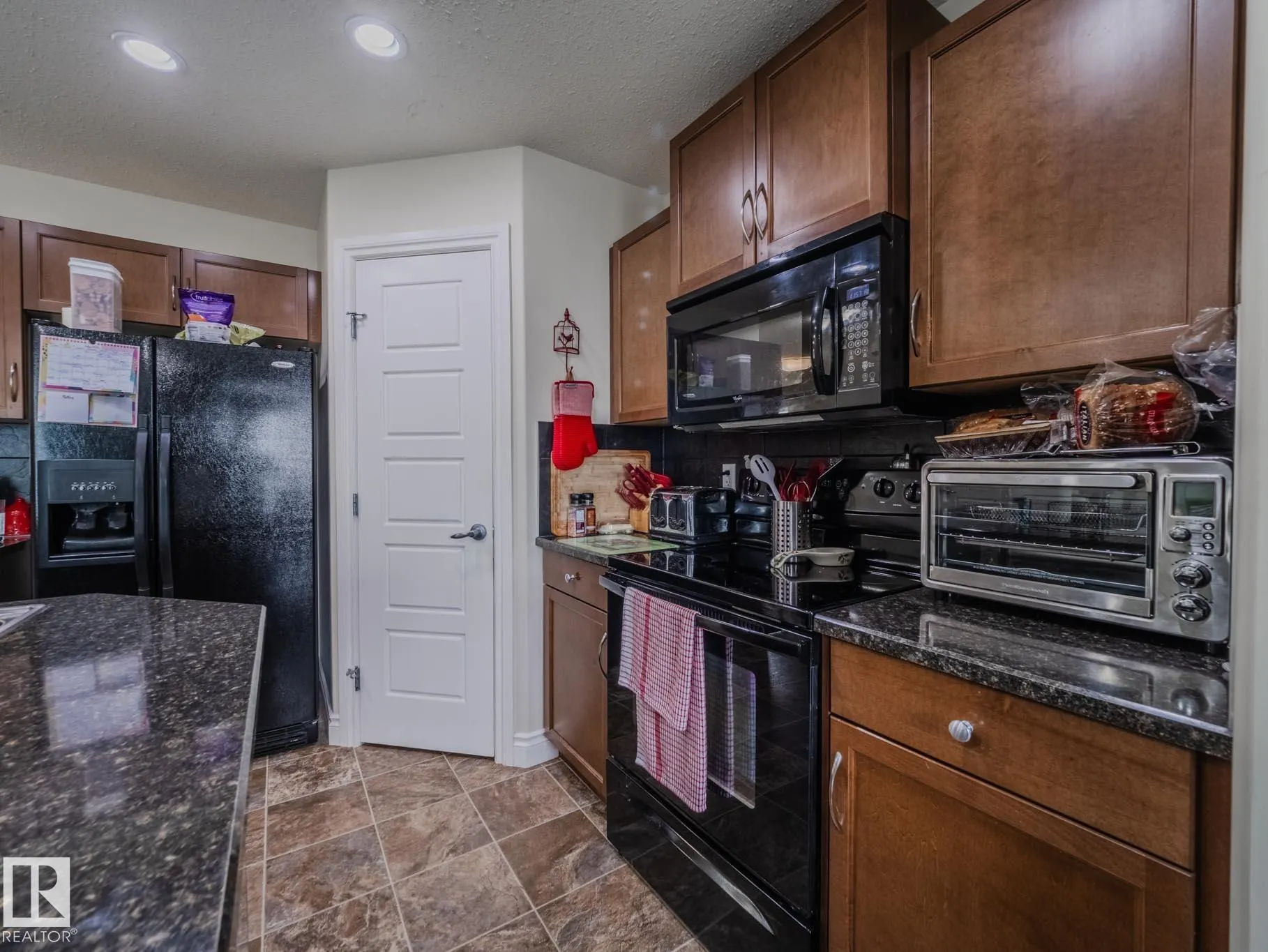 74 RED CANYON Way