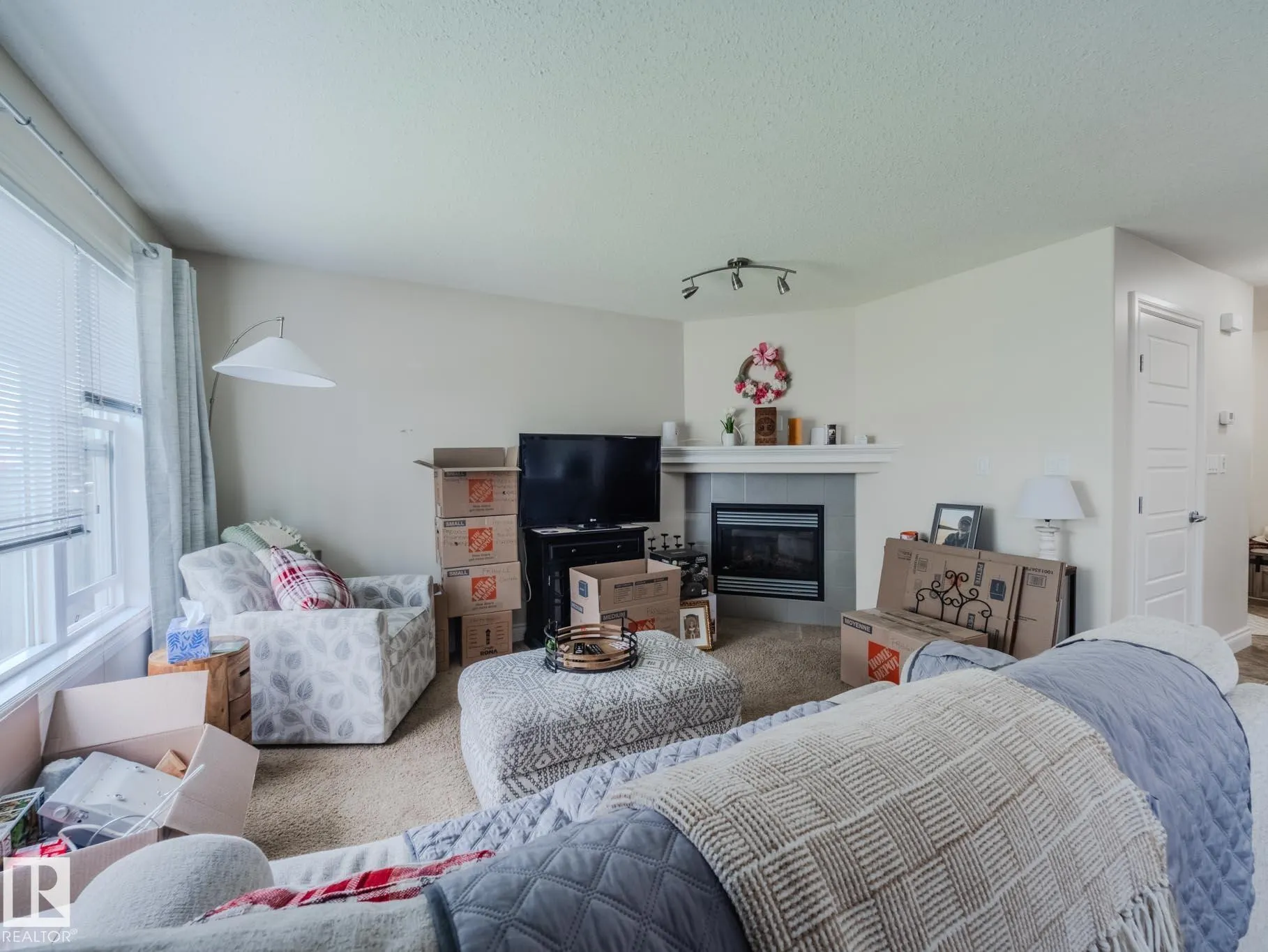 74 RED CANYON Way