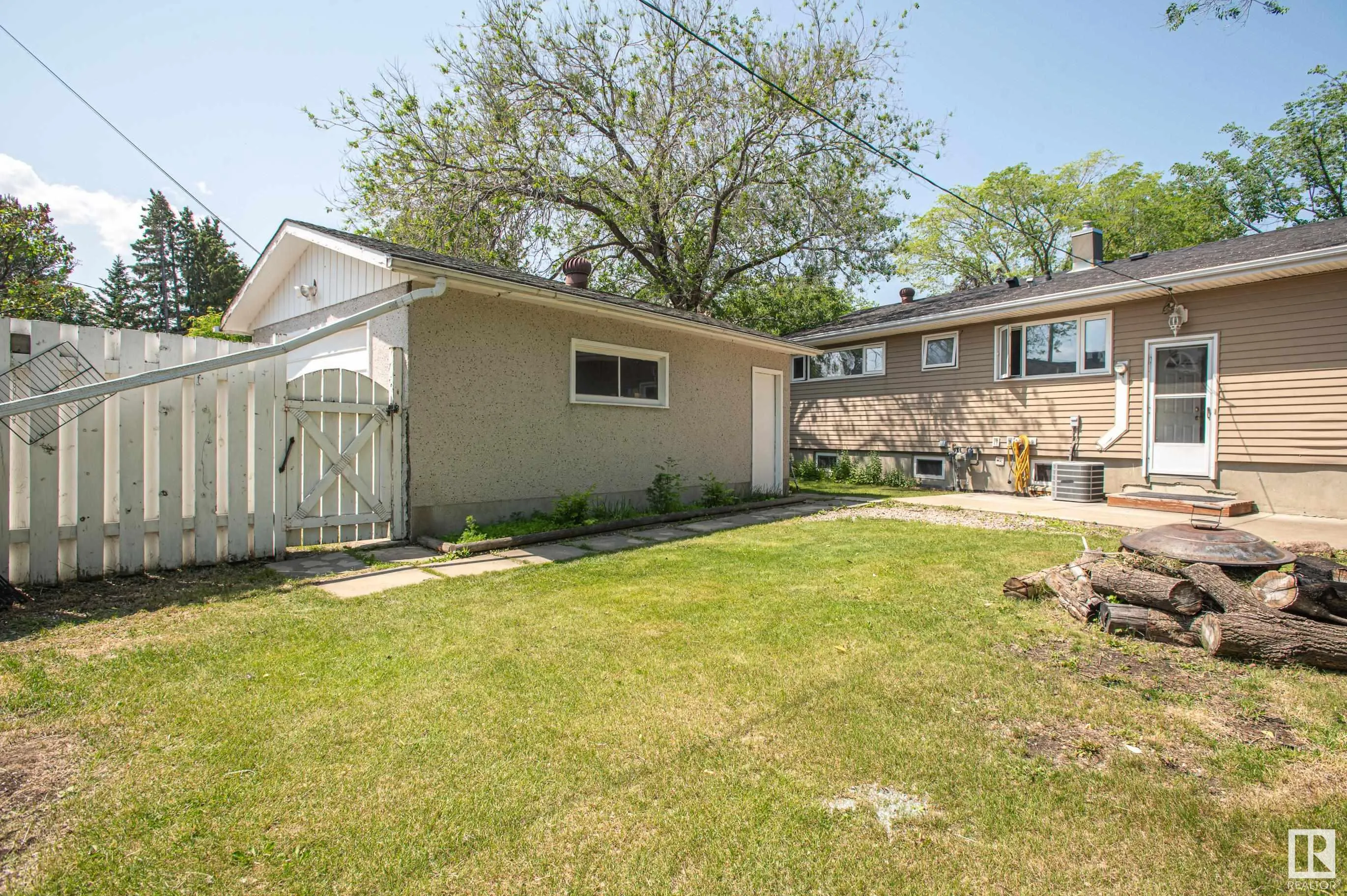 8803 160 Street