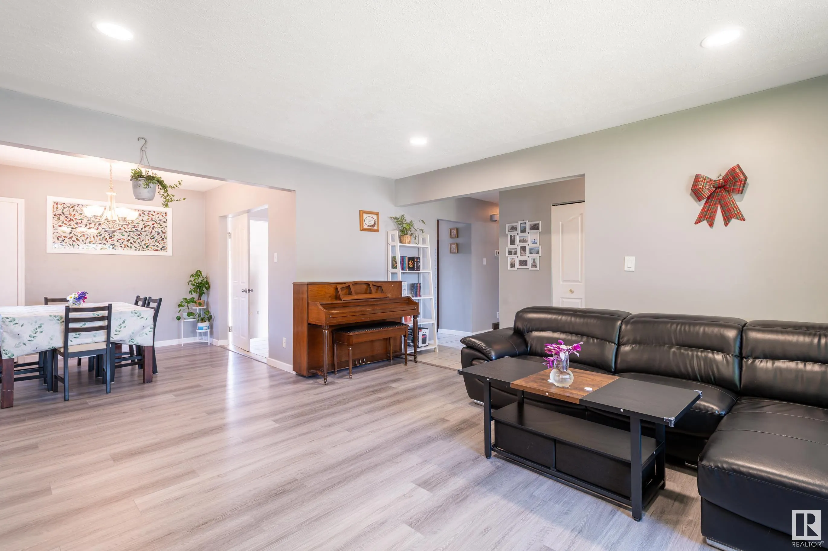 8803 160 Street