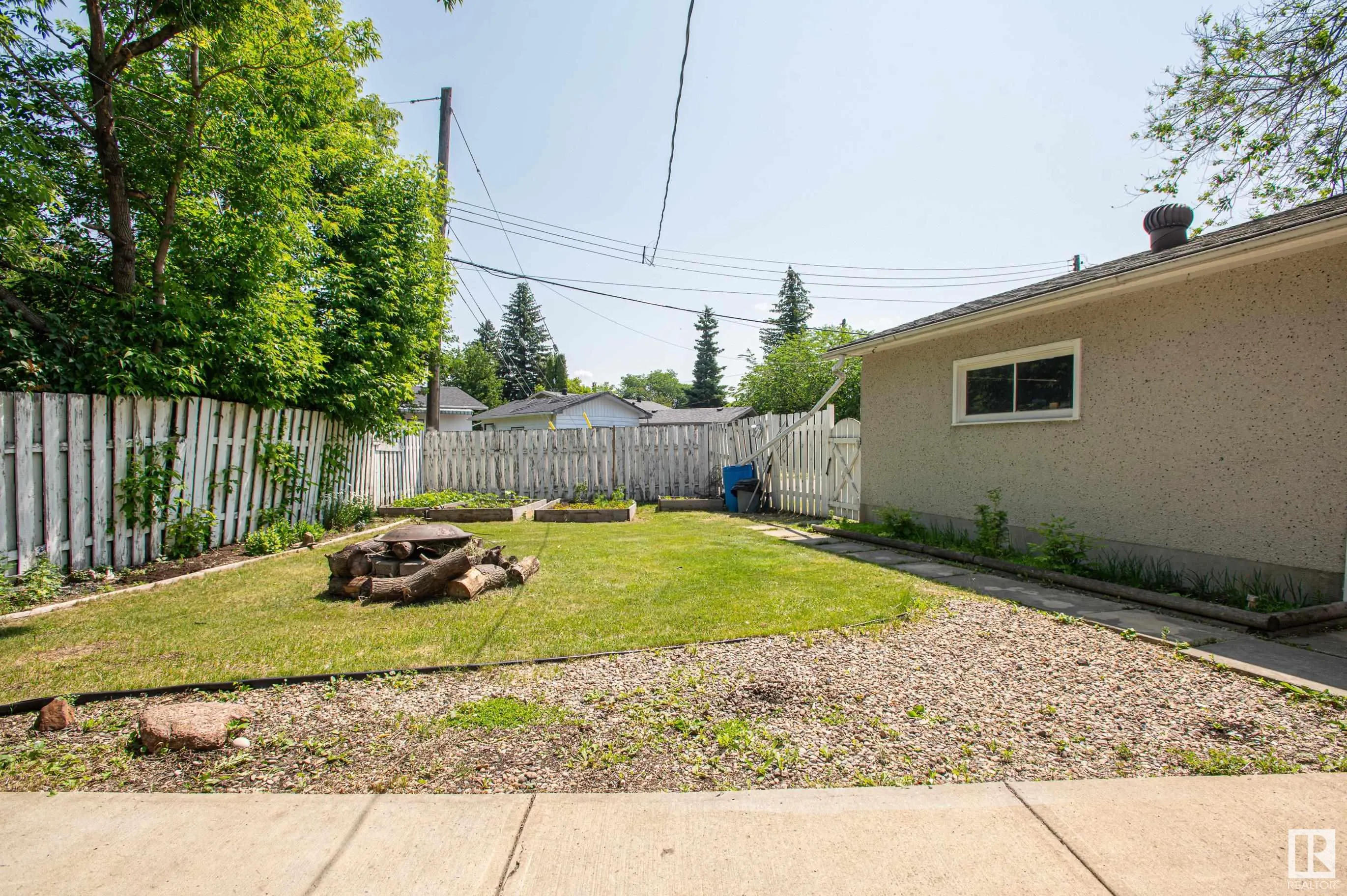 8803 160 Street