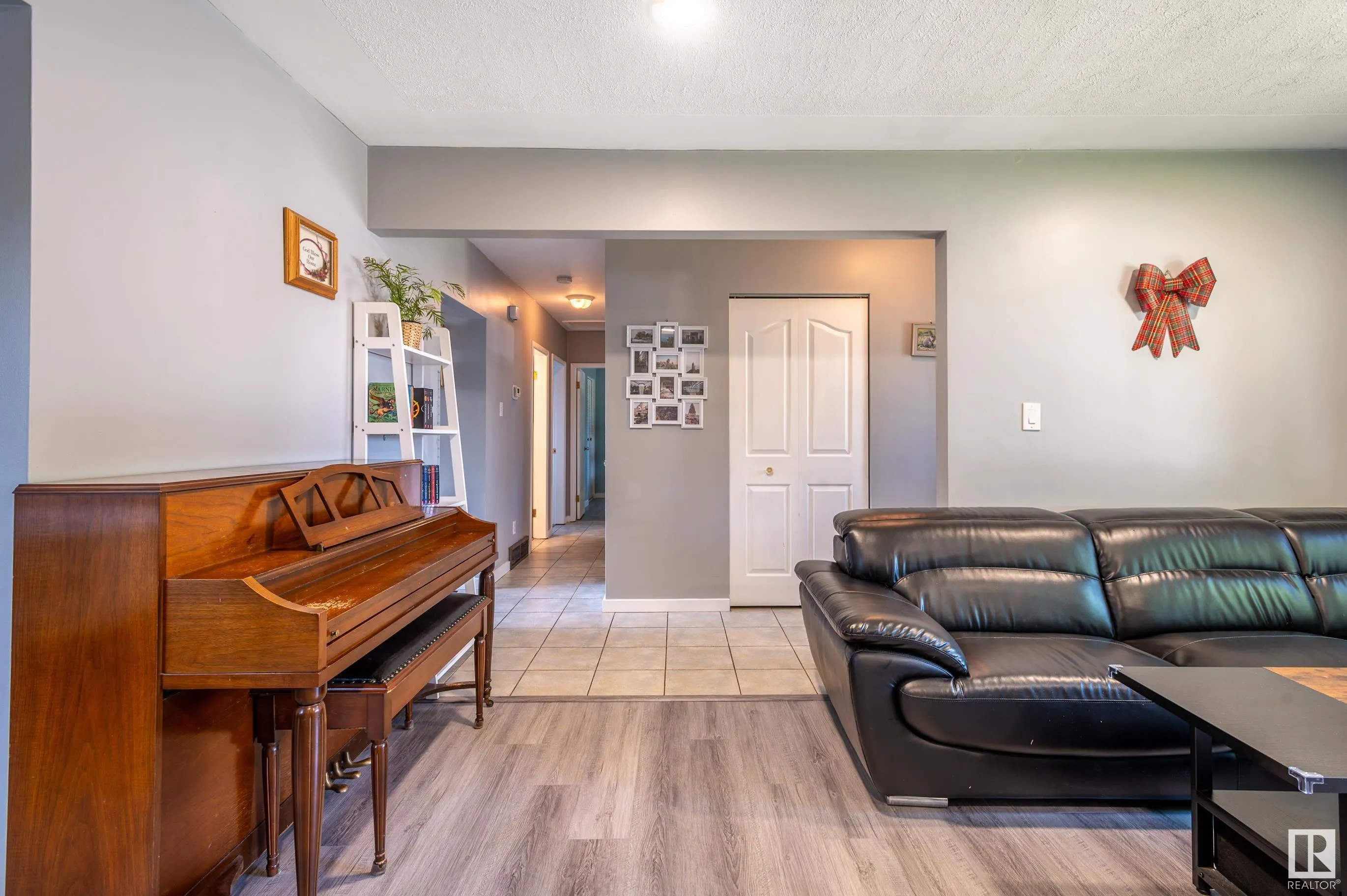8803 160 Street
