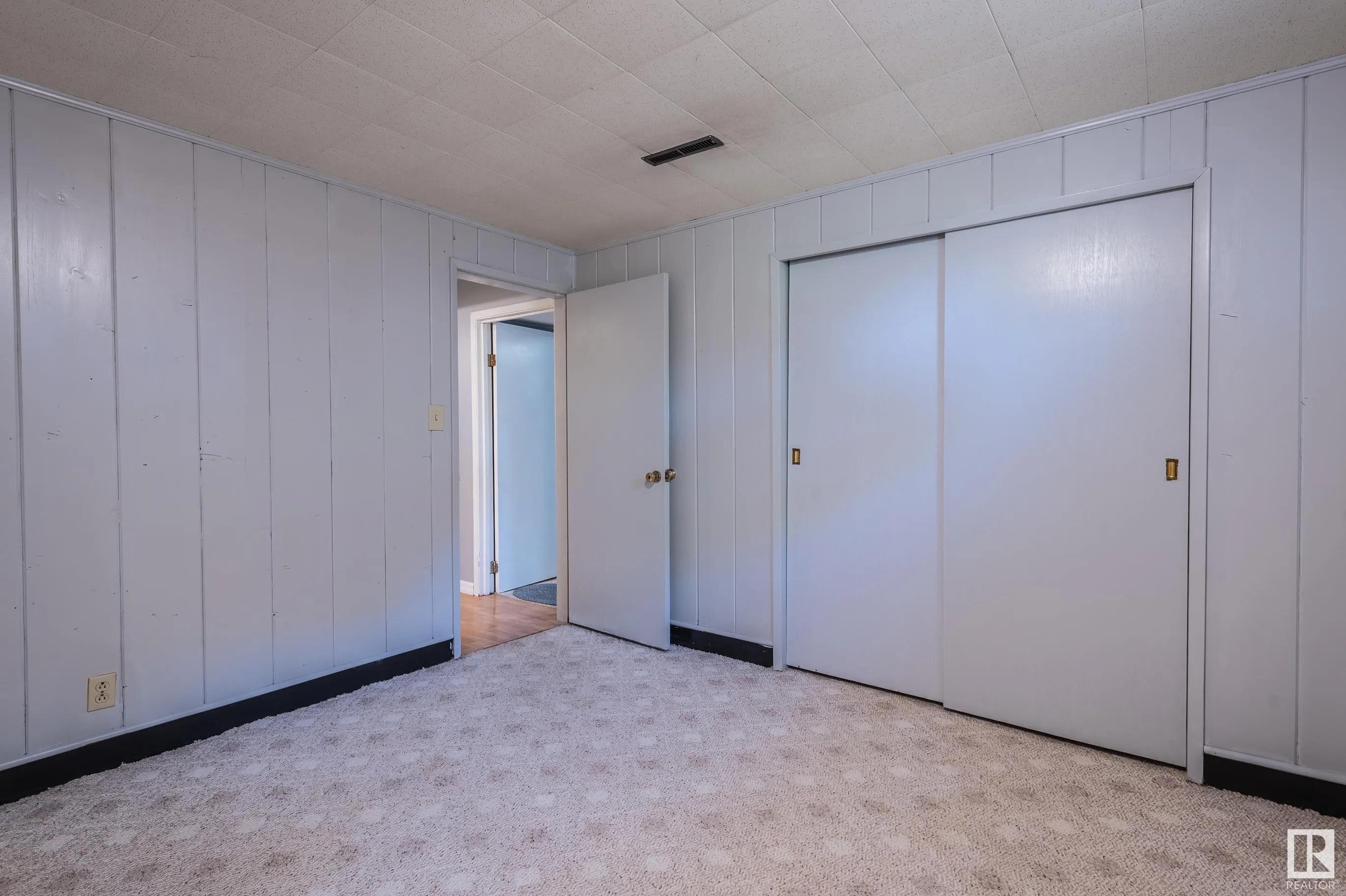 8803 160 Street
