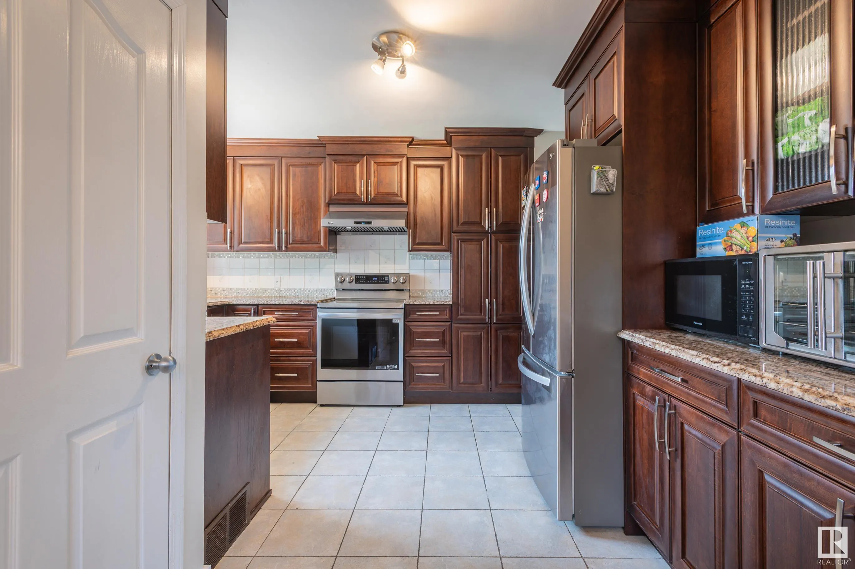 8803 160 Street