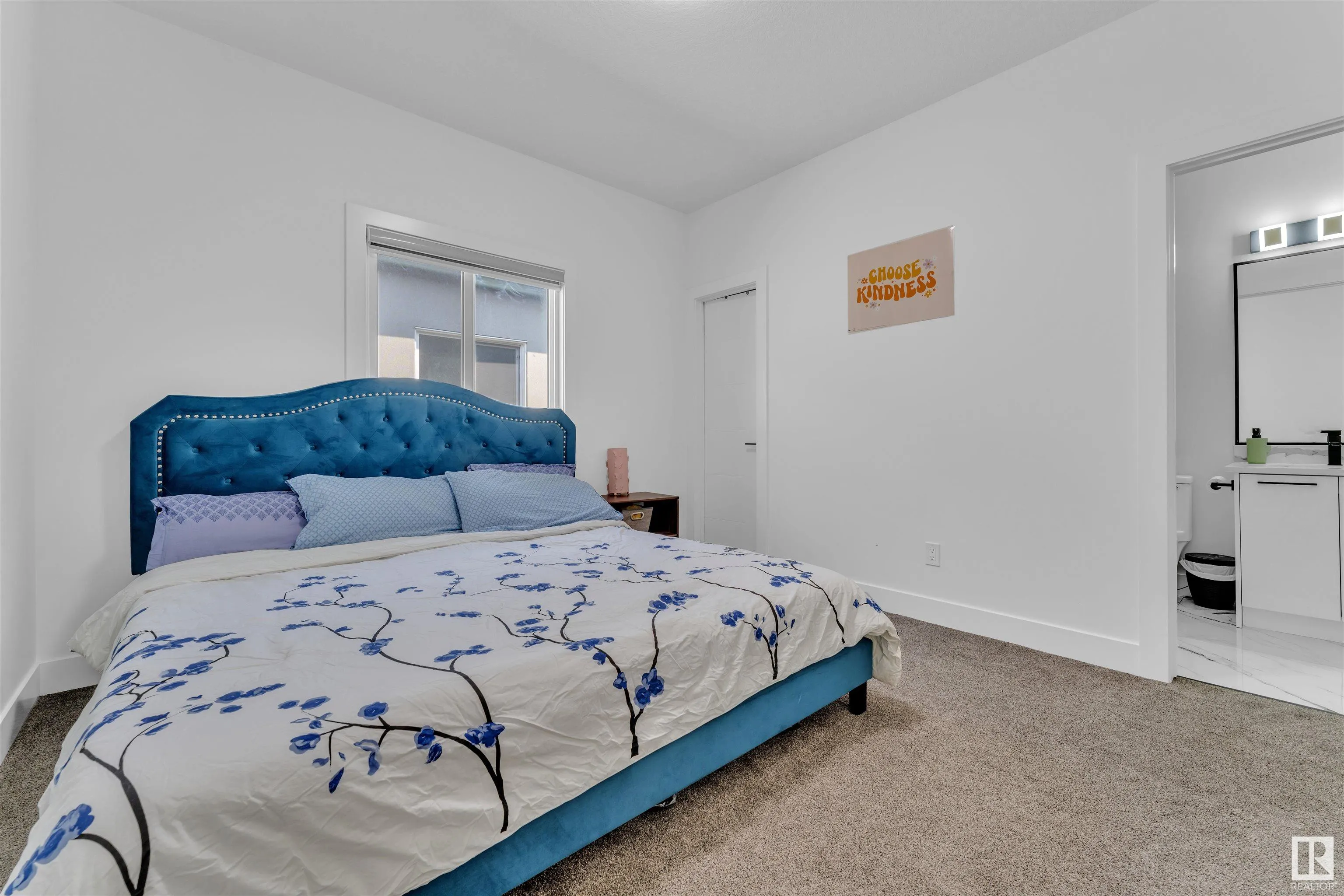 1809 18A Avenue