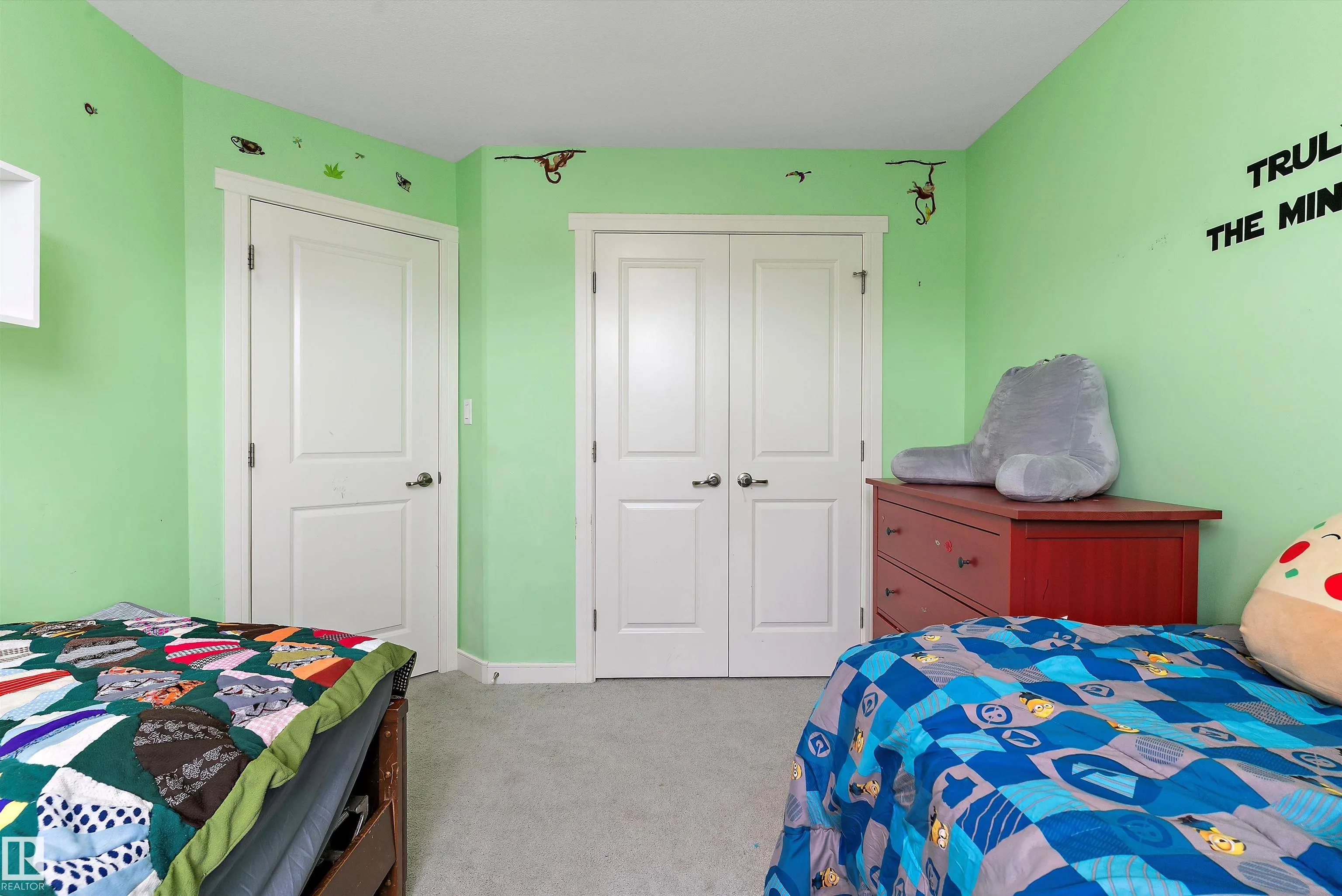 184 ROBINSON Drive