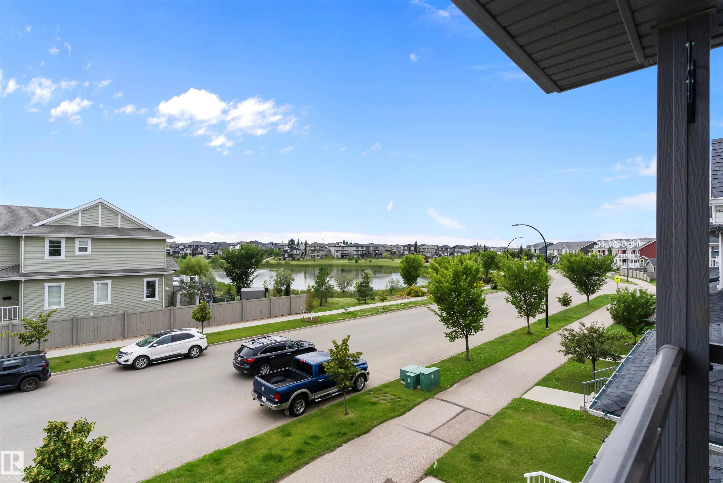 184 ROBINSON Drive