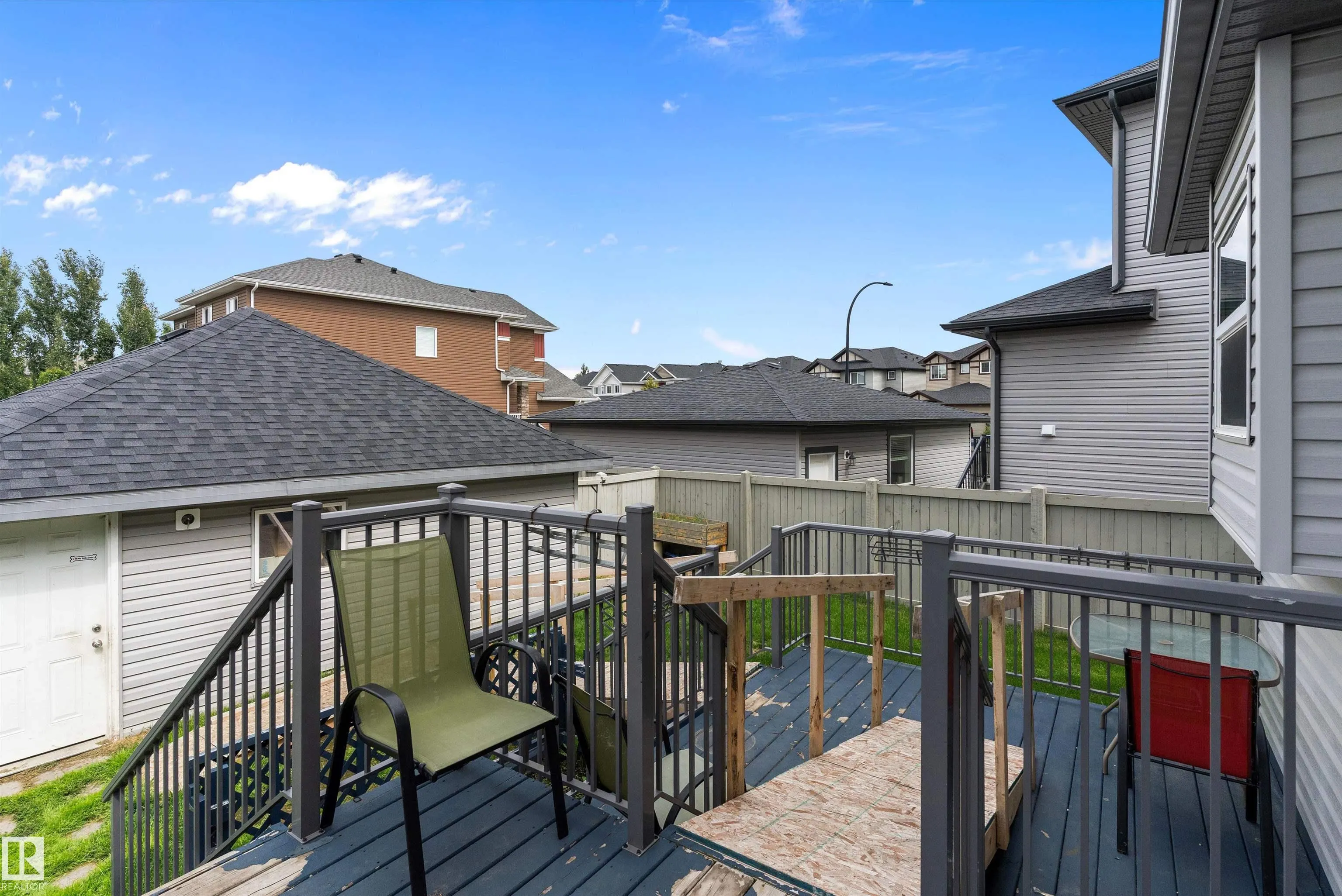 184 ROBINSON Drive