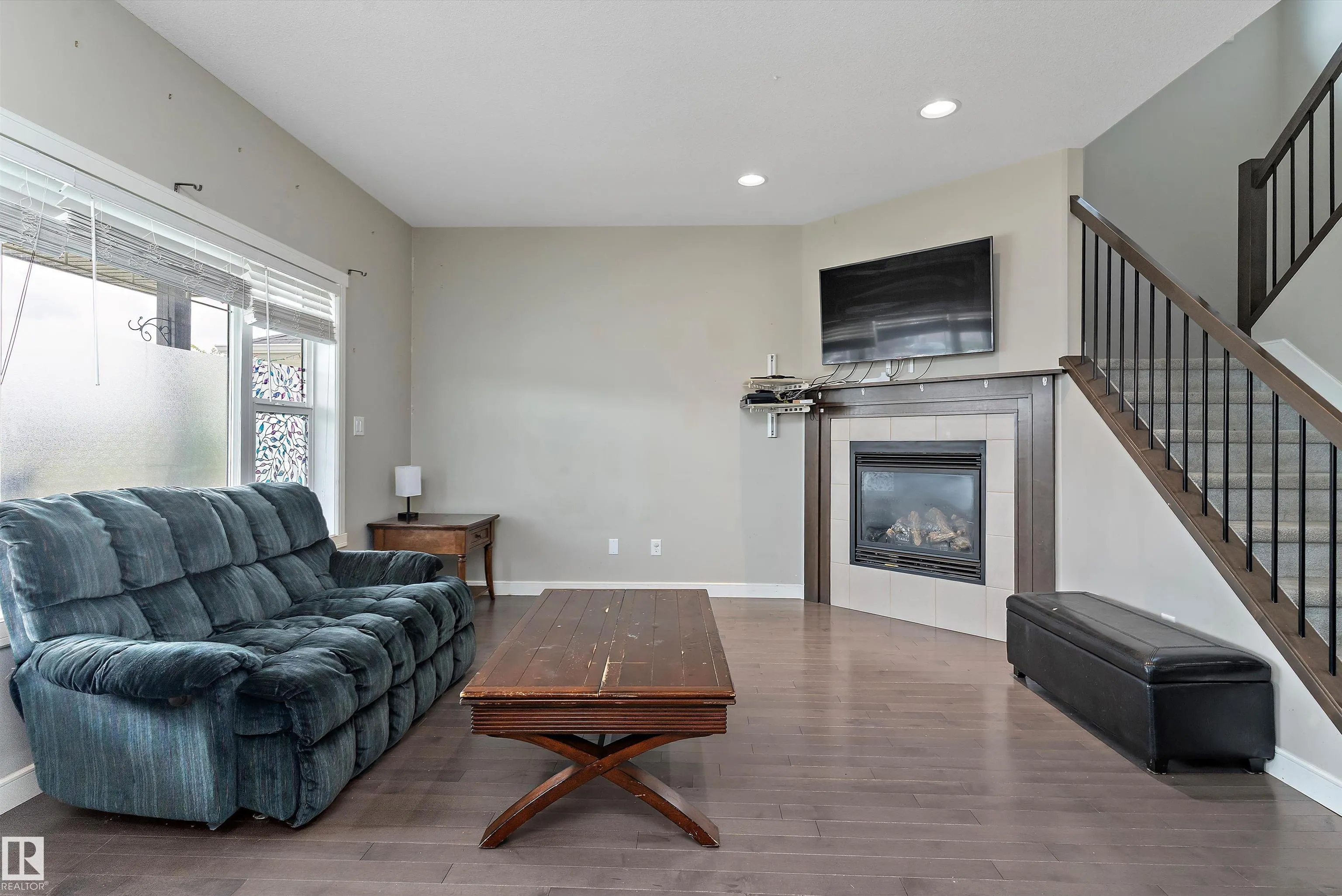 184 ROBINSON Drive