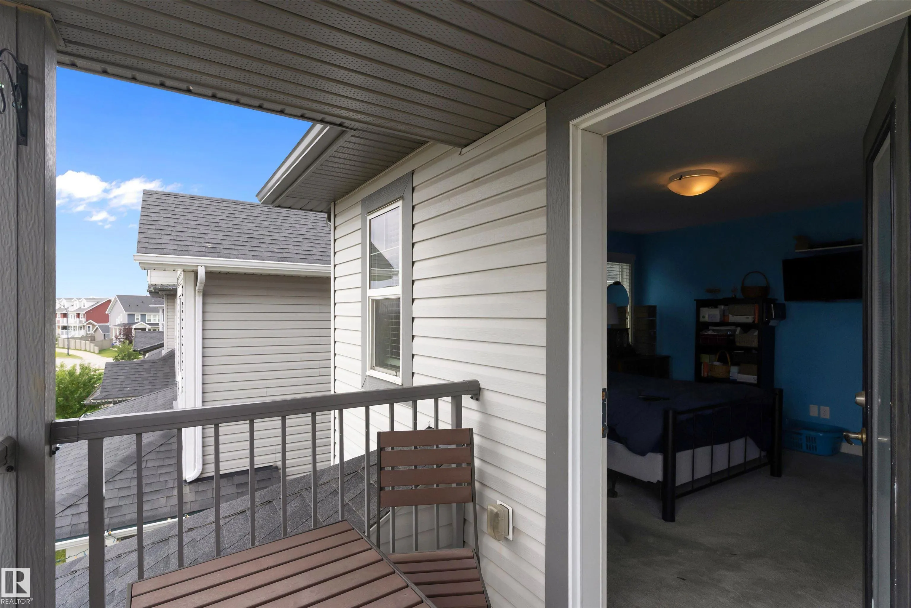 184 ROBINSON Drive