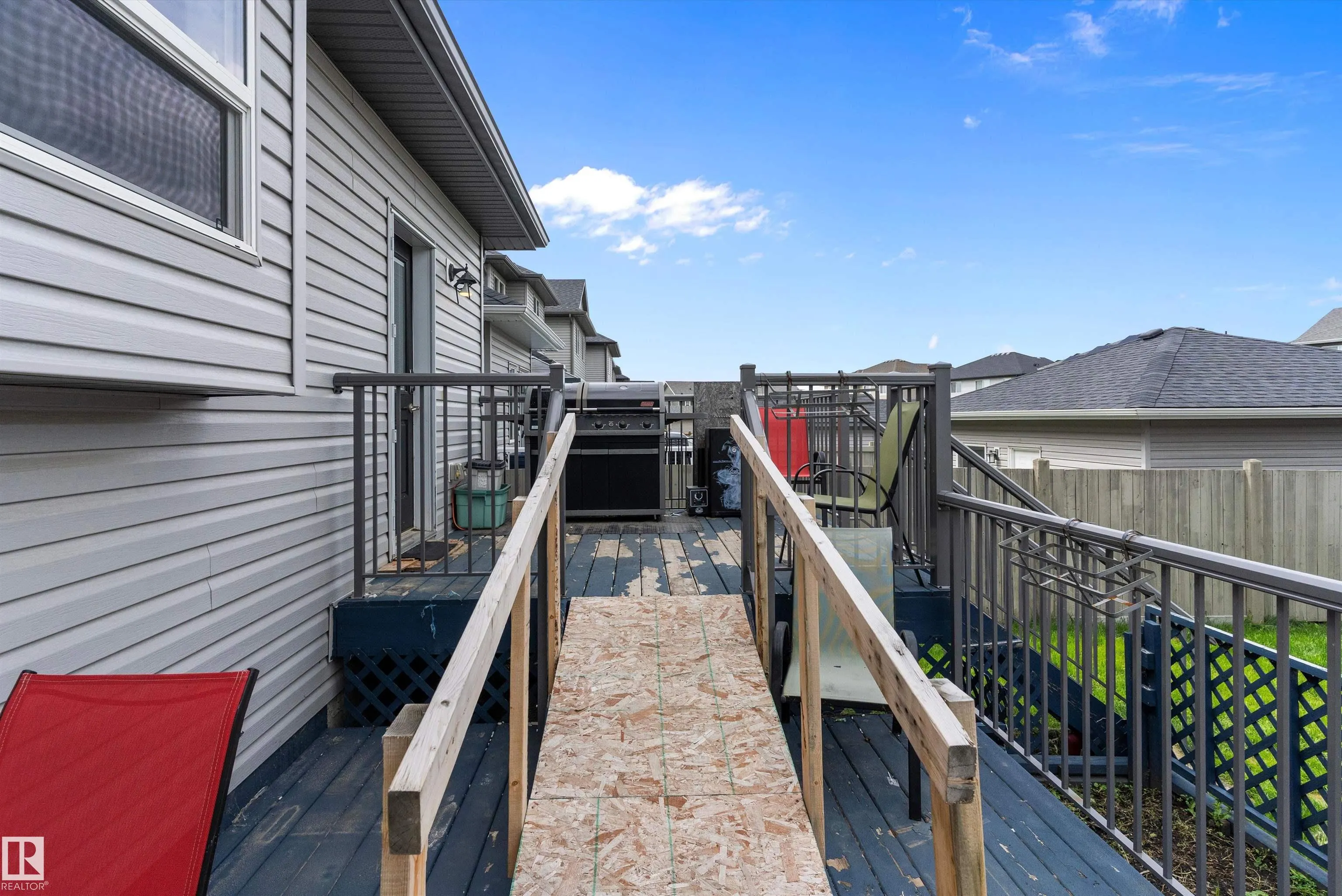 184 ROBINSON Drive