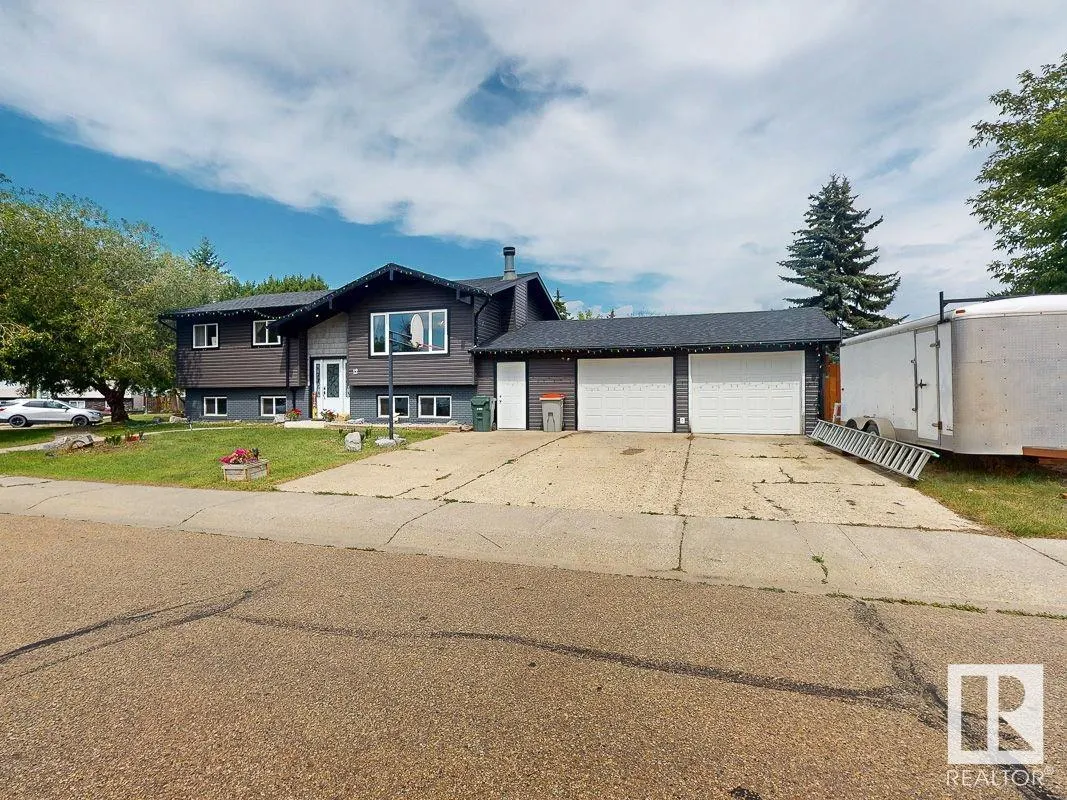 12 GARDEN VALLEY Drive