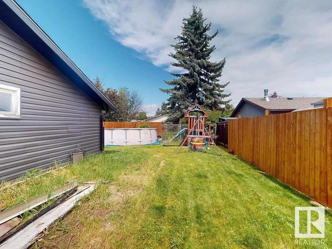 12 GARDEN VALLEY Drive