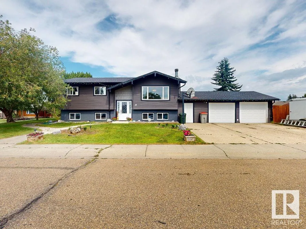 12 GARDEN VALLEY Drive