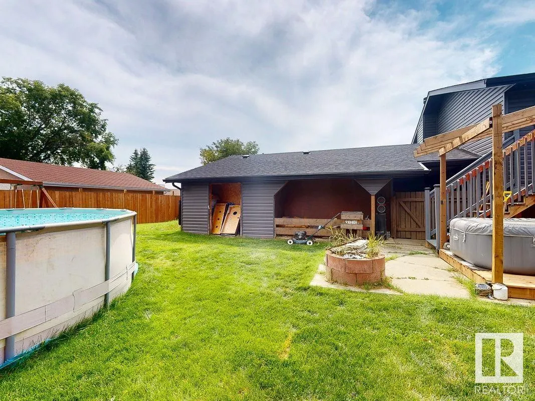 12 GARDEN VALLEY Drive