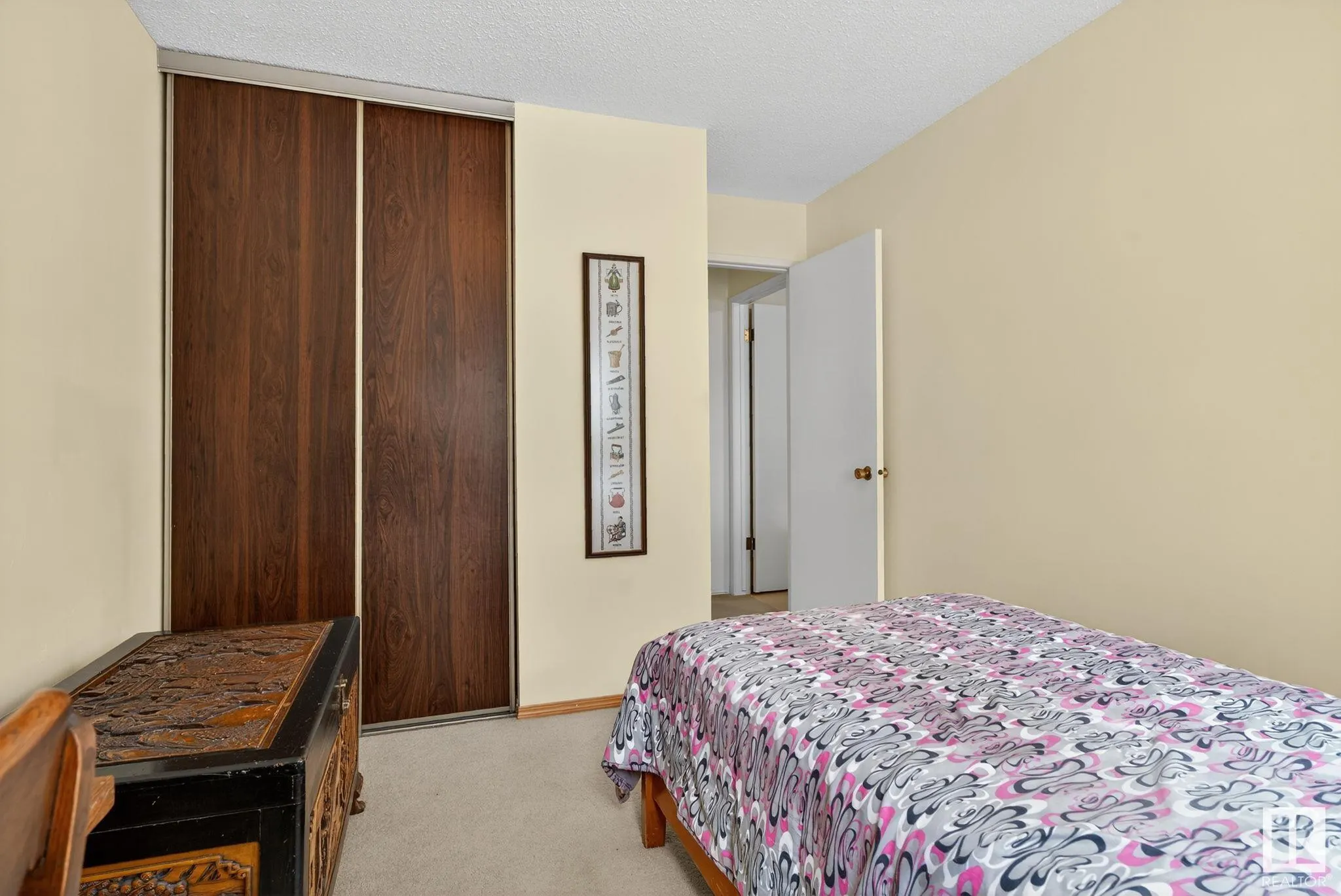 42 LARKSPUR Crescent