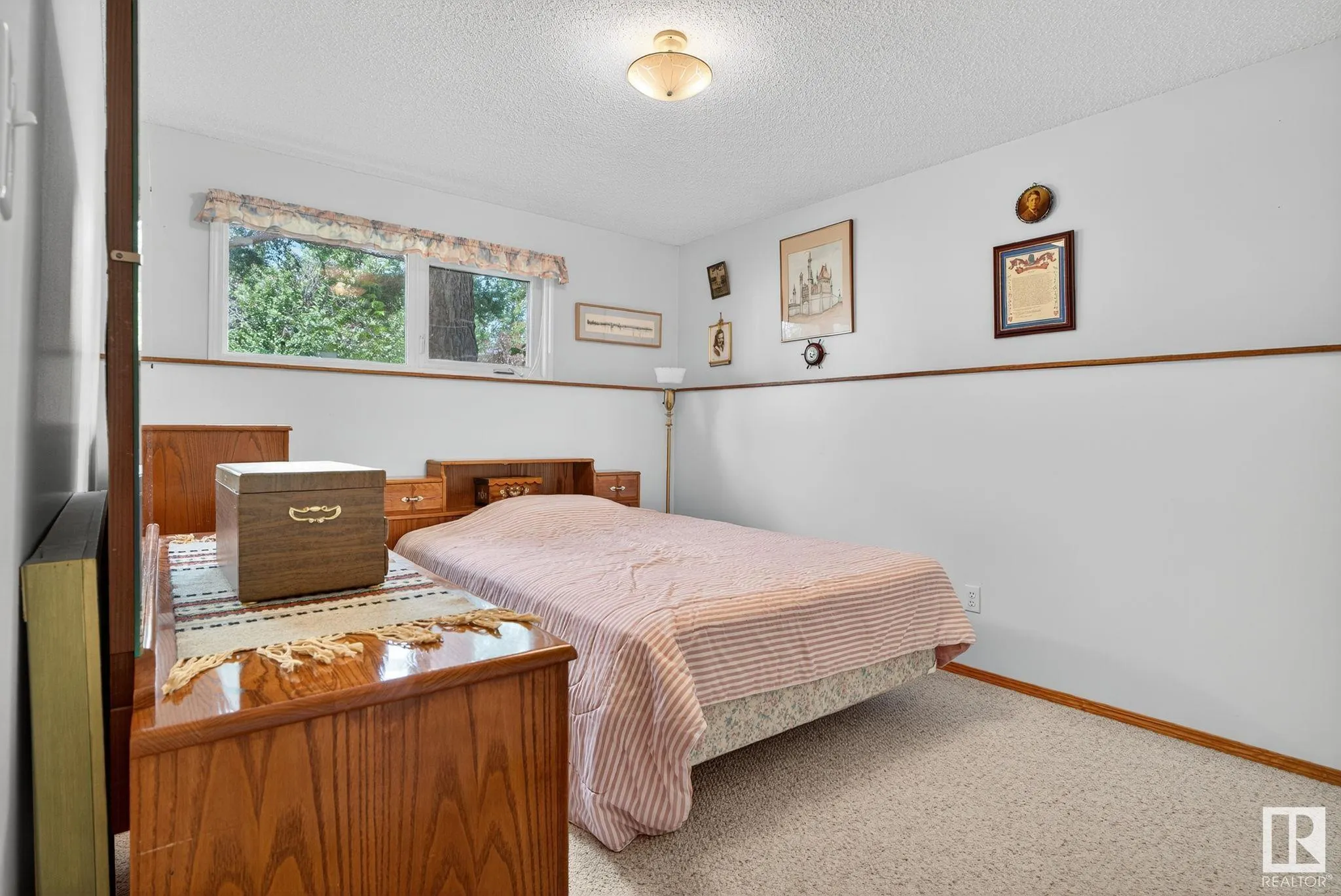 42 LARKSPUR Crescent