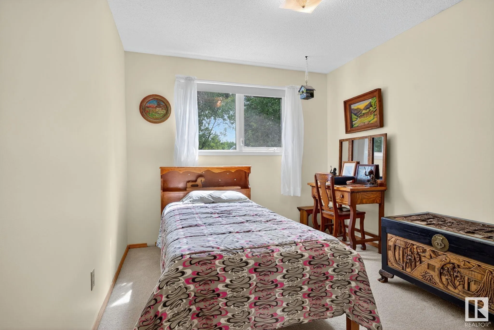 42 LARKSPUR Crescent