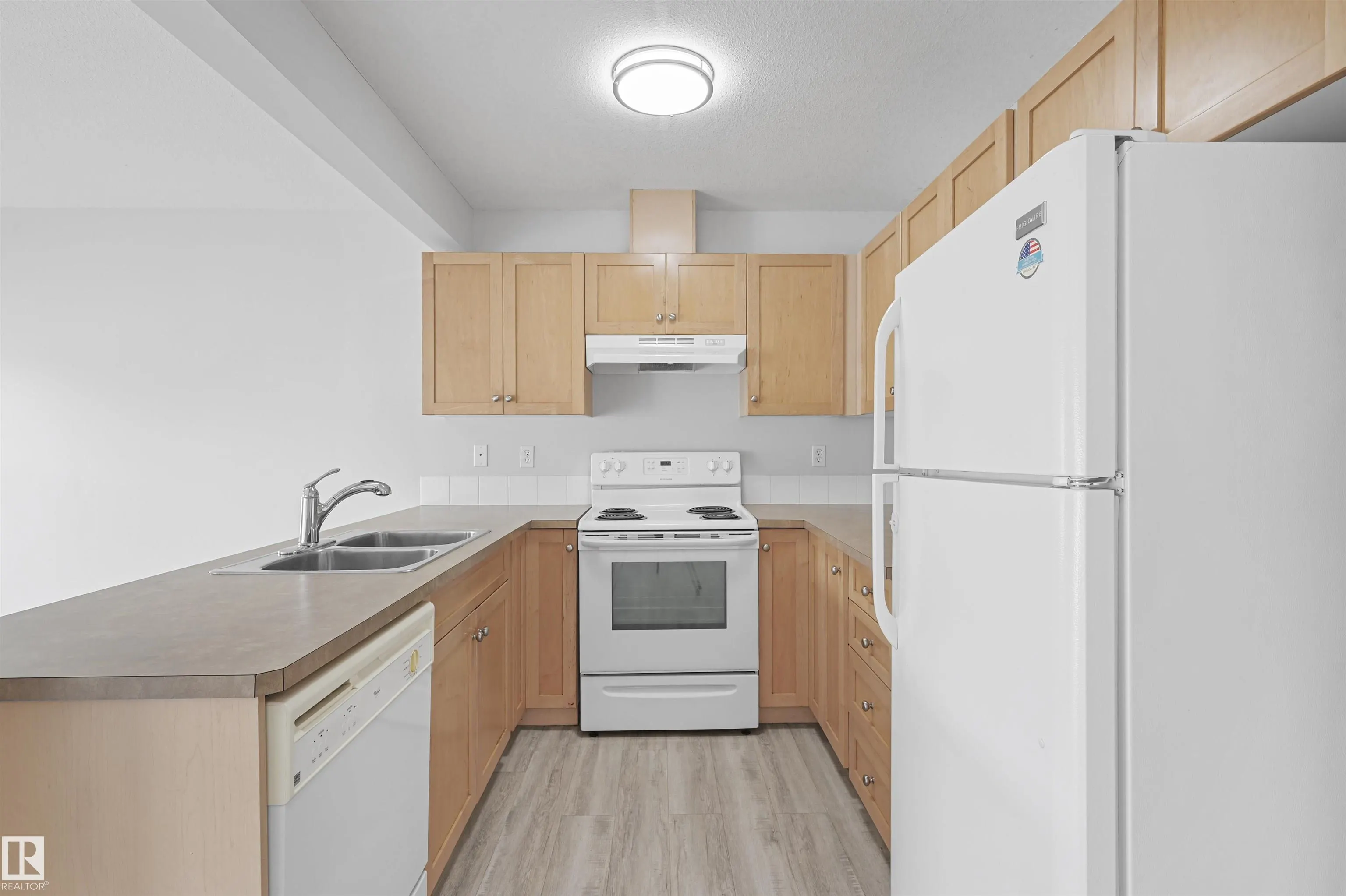 230 EDWARDS Drive