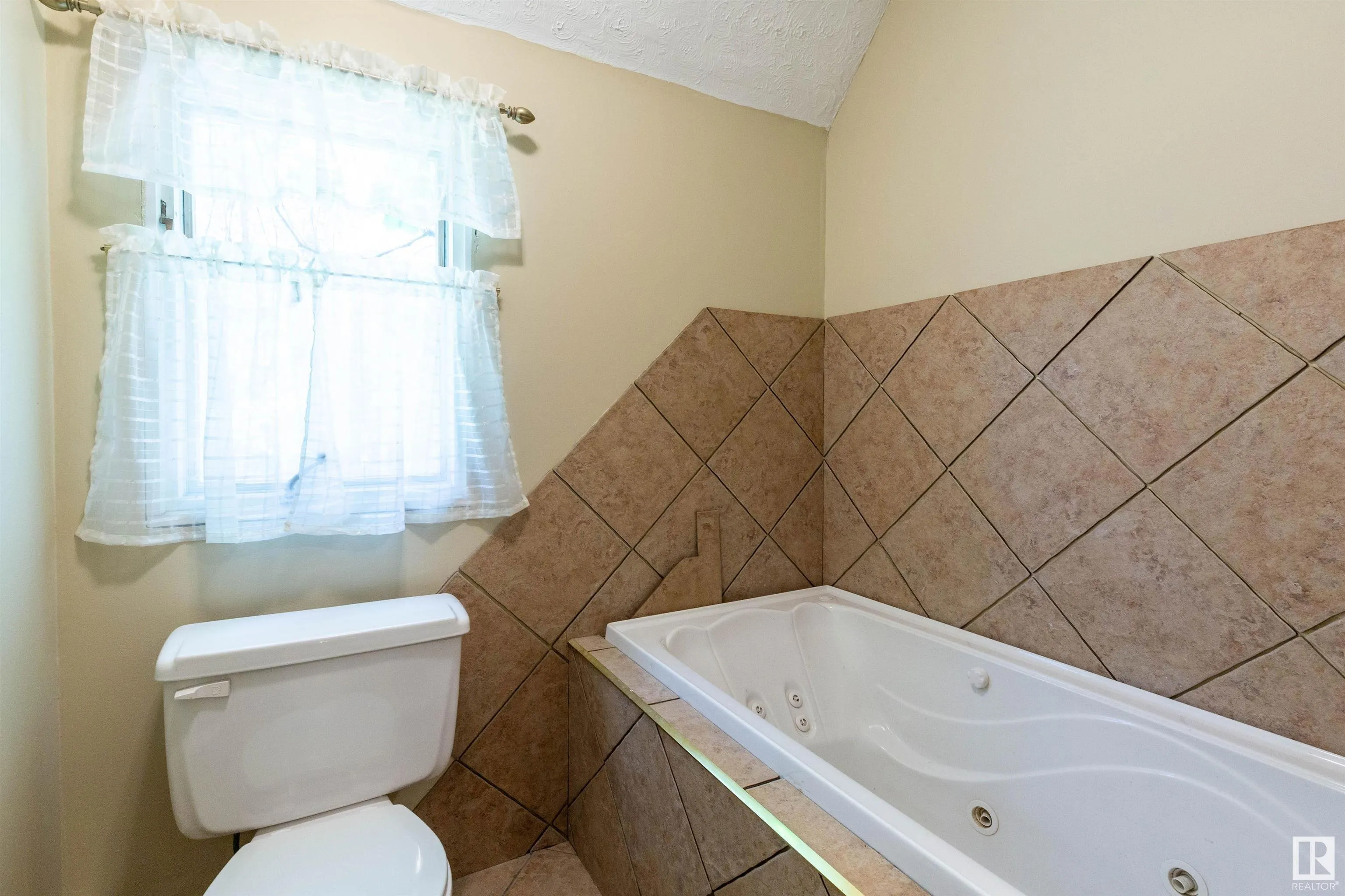 27019 TWP ROAD 514