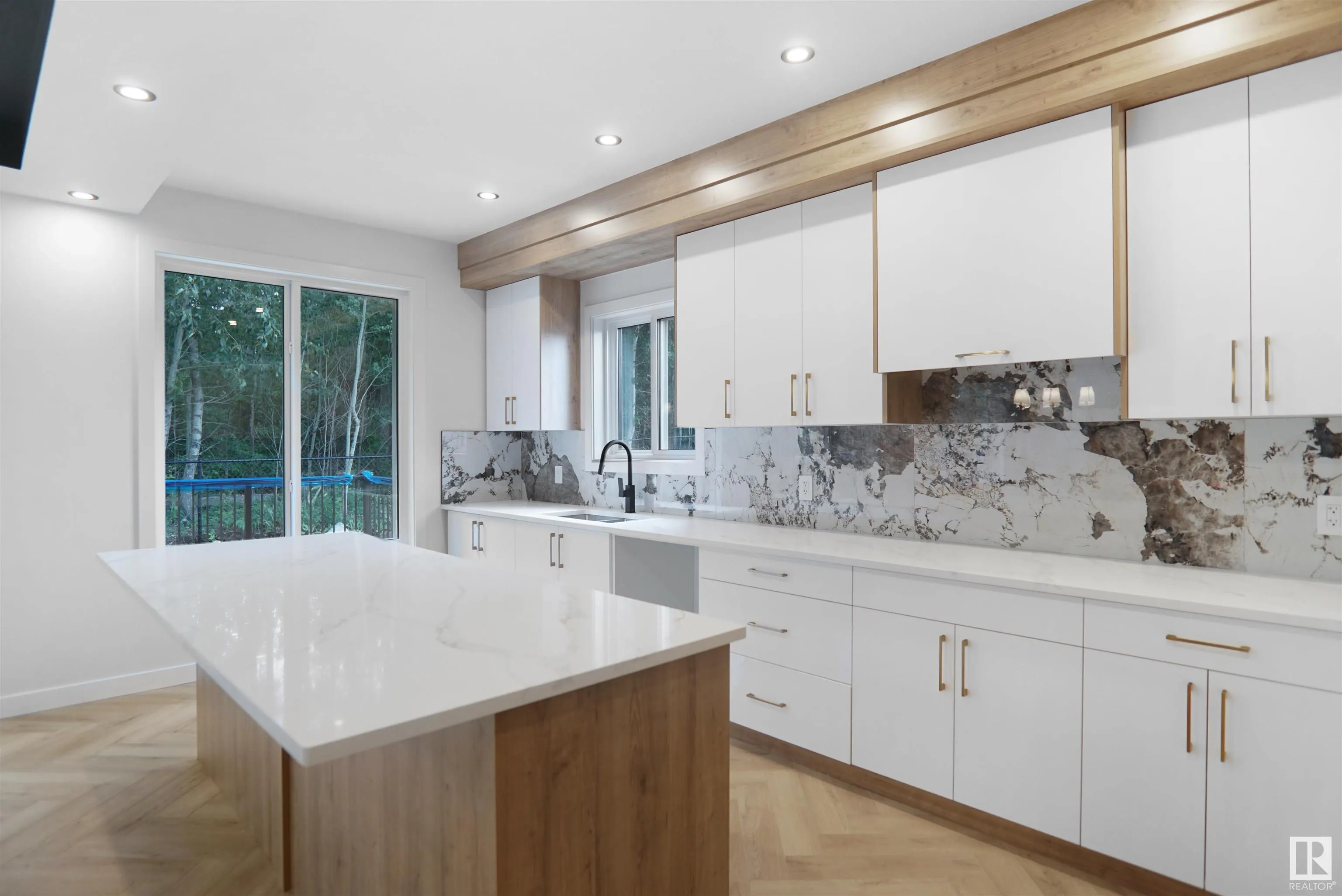 53 MEADOWGROVE LANE