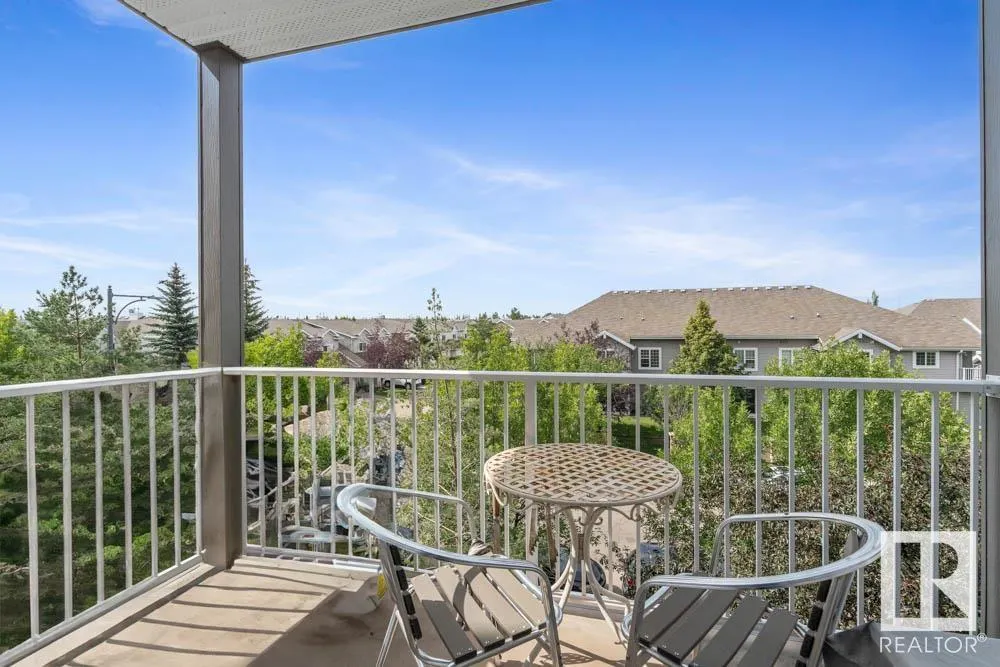 155 EDWARDS Drive