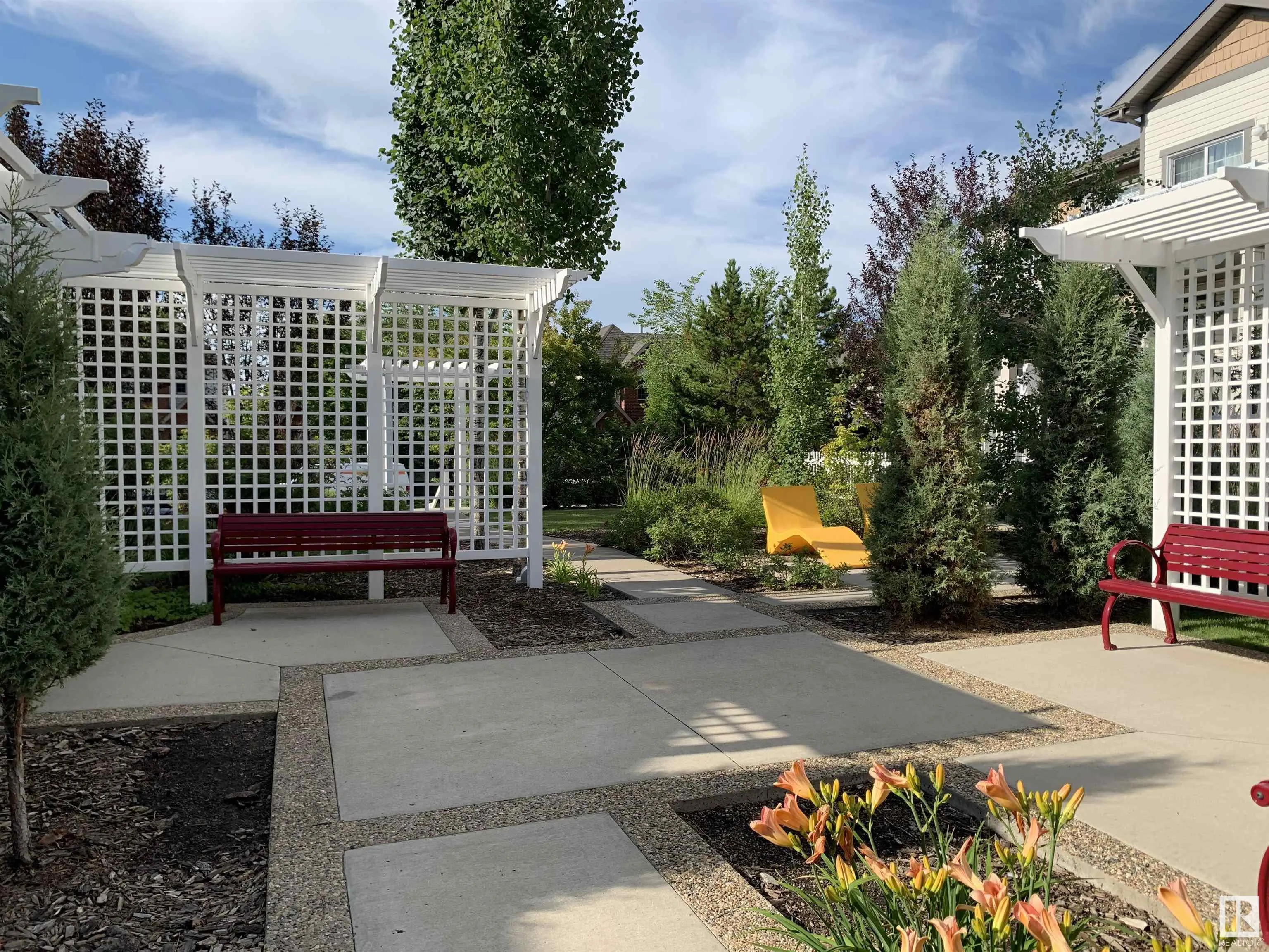 4850 terwillegar Common