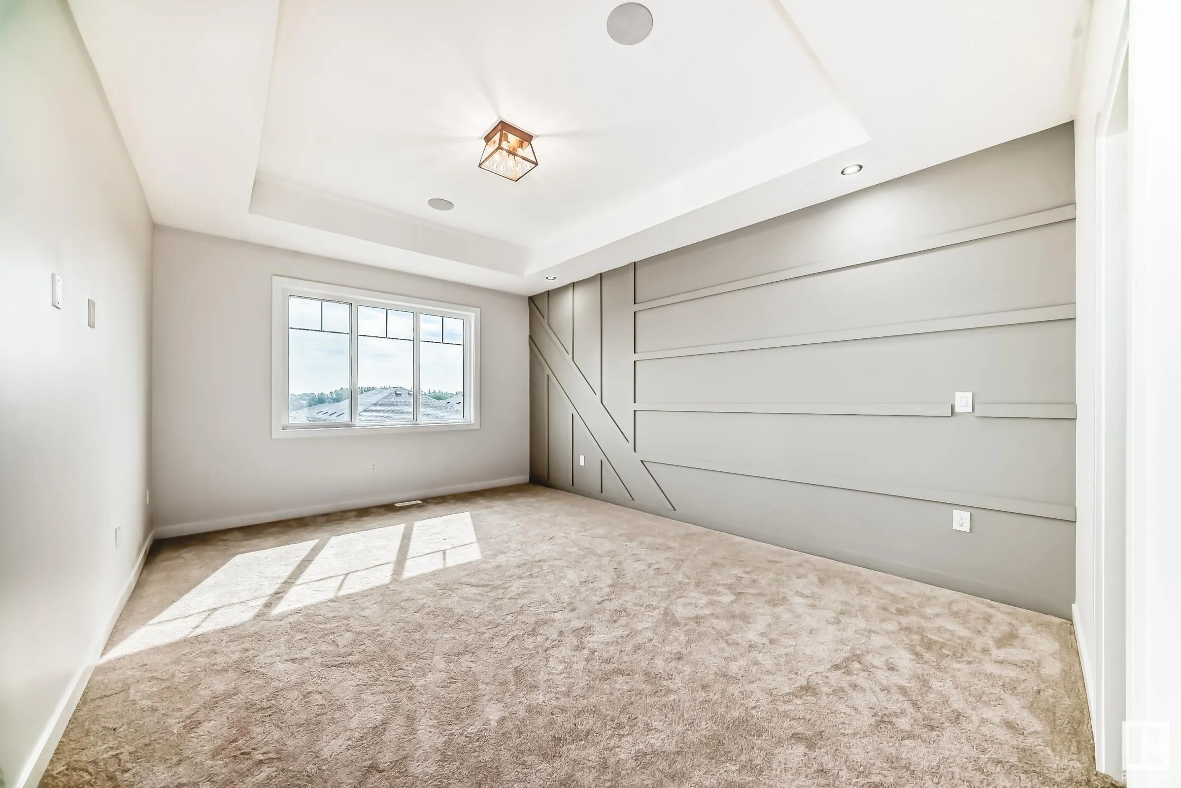 39 MEADOWGROVE Lane