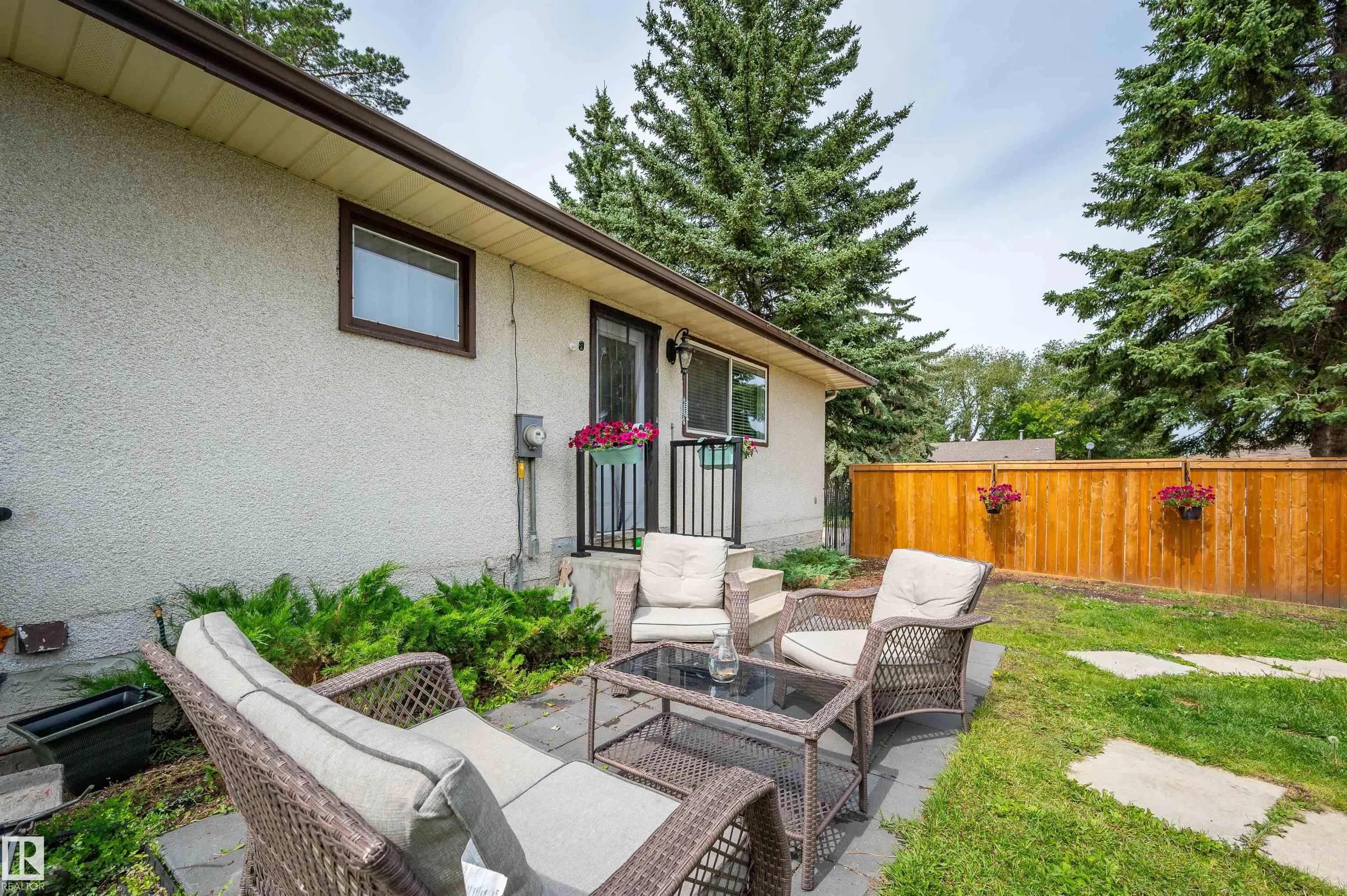 1 MANOR Drive