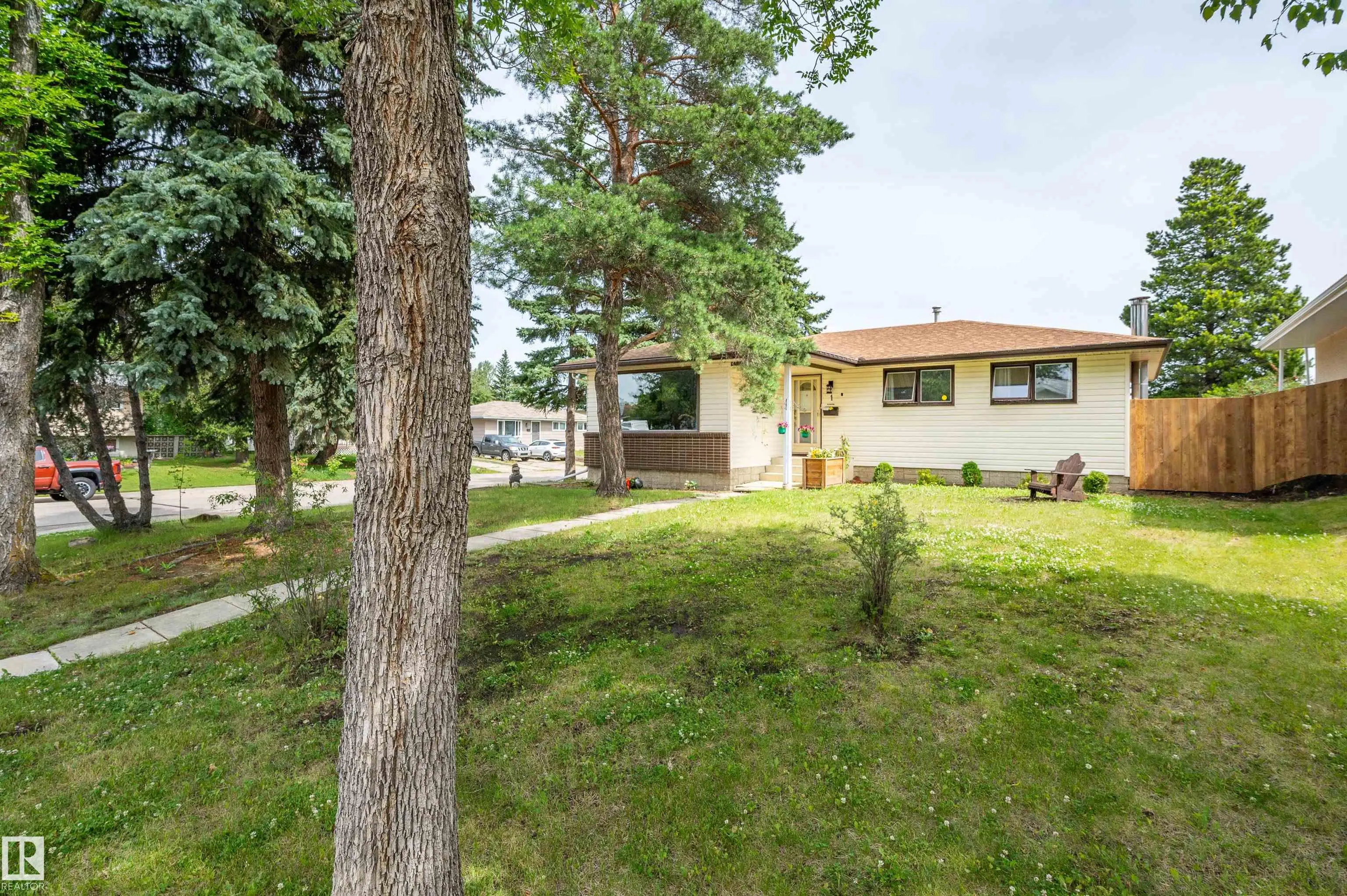 1 MANOR Drive