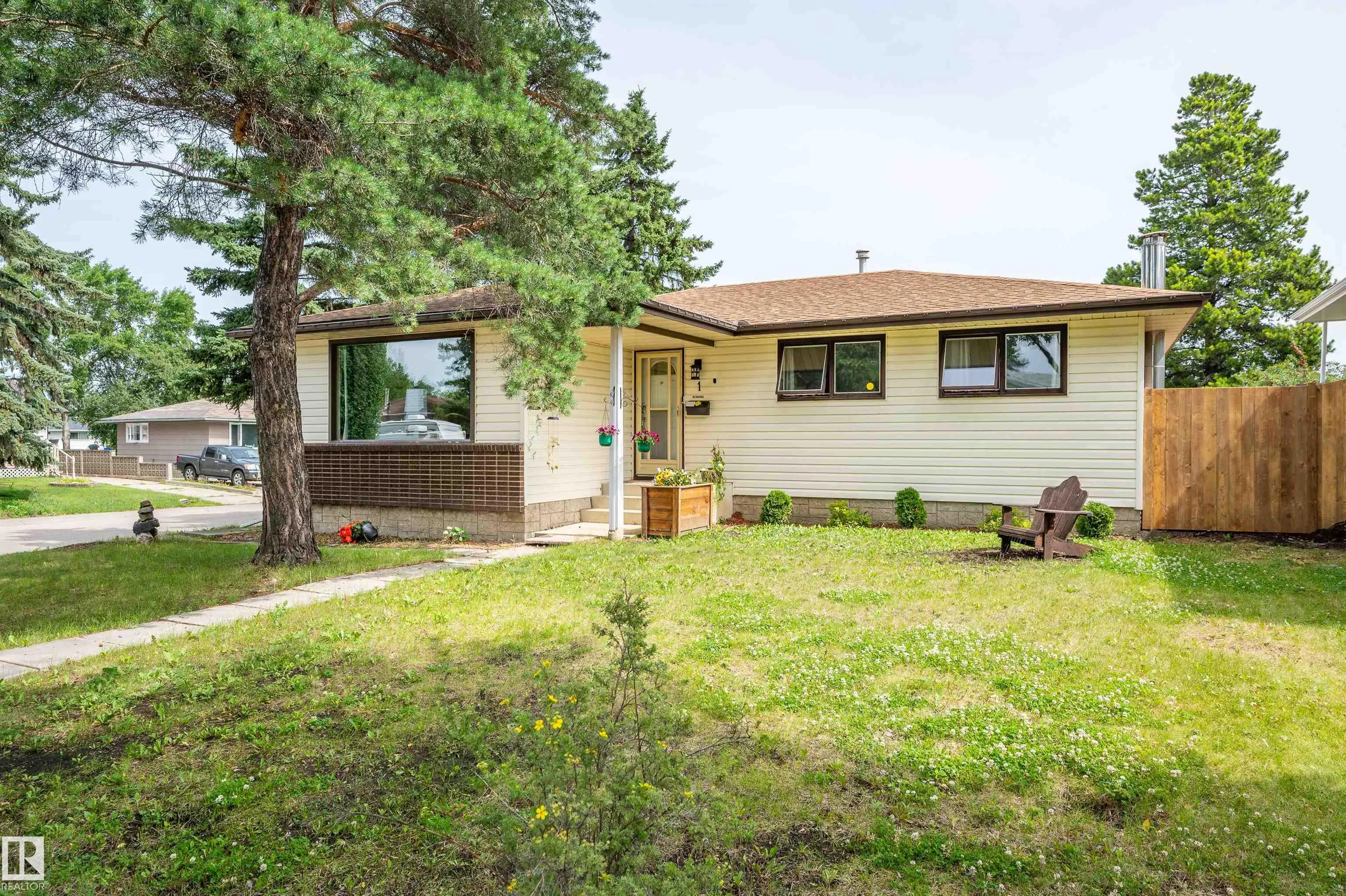 1 MANOR Drive
