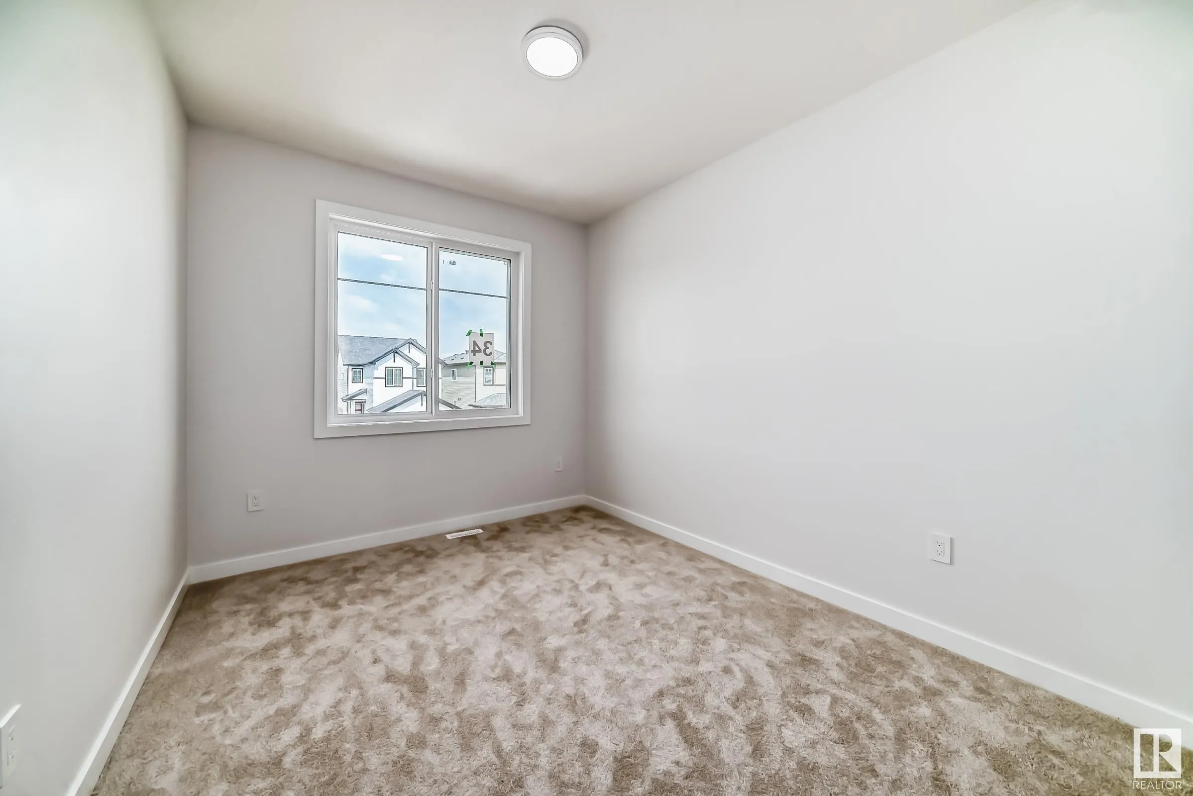 15 AXELWOOD Crescent