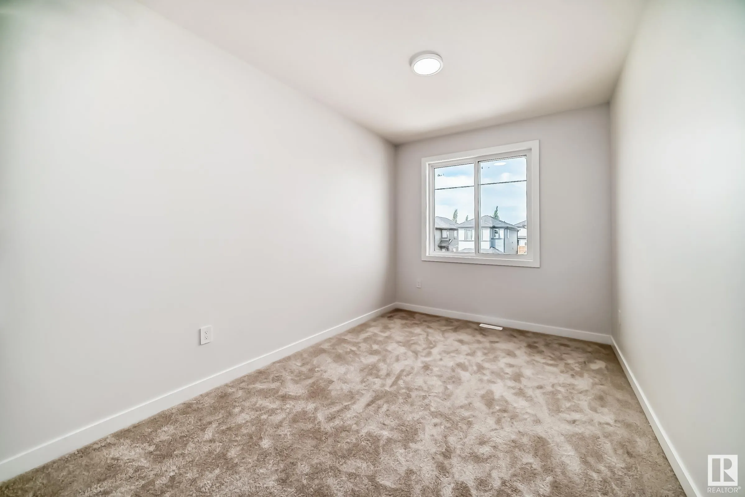 15 AXELWOOD Crescent