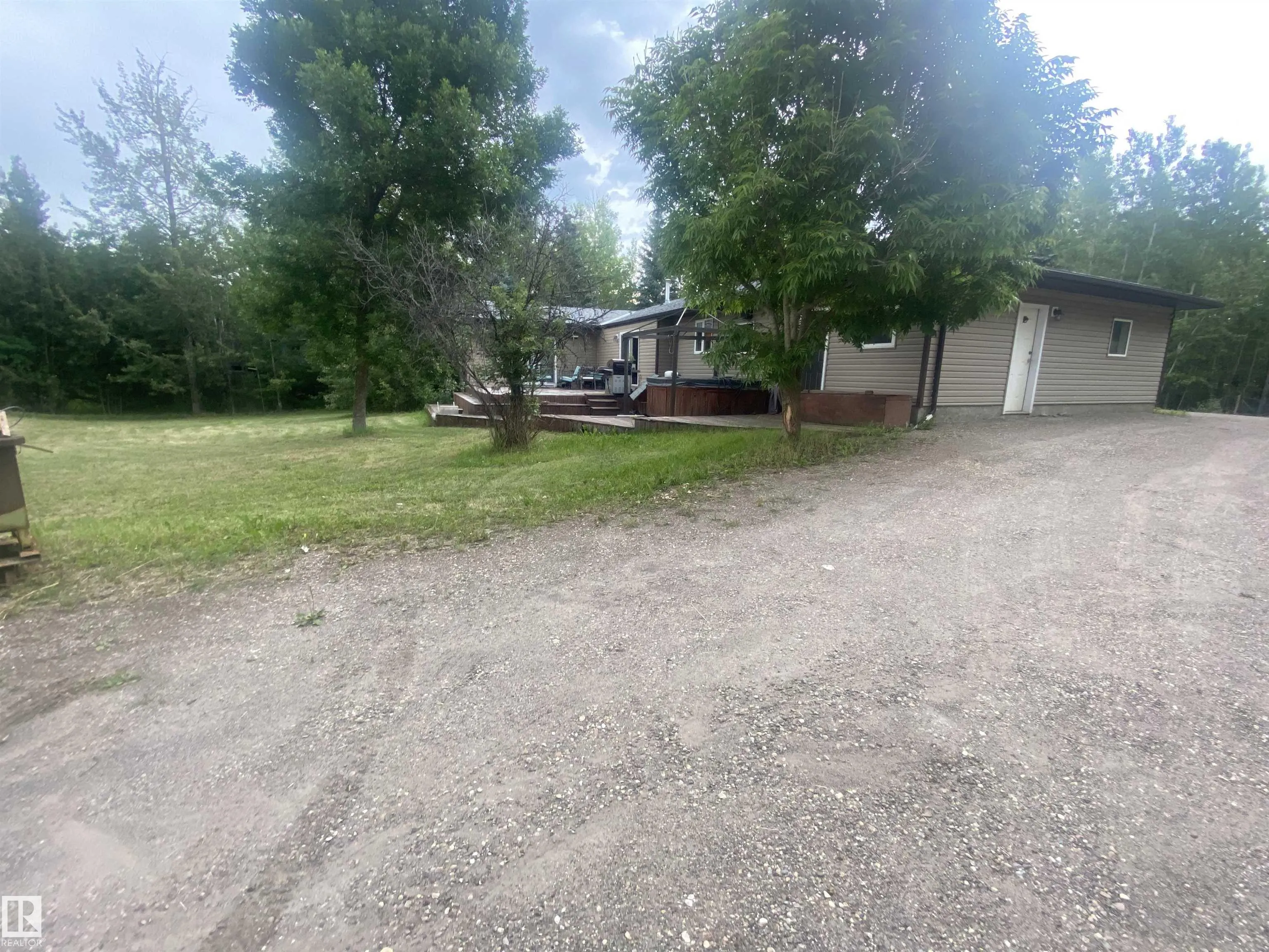 51049 RGE ROAD 215