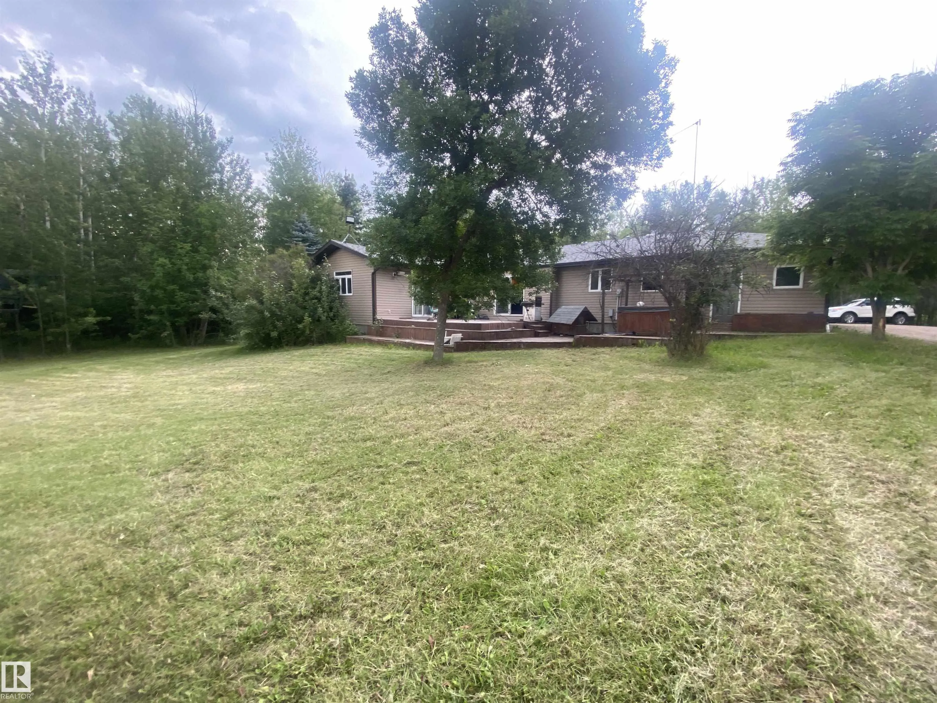 51049 RGE ROAD 215