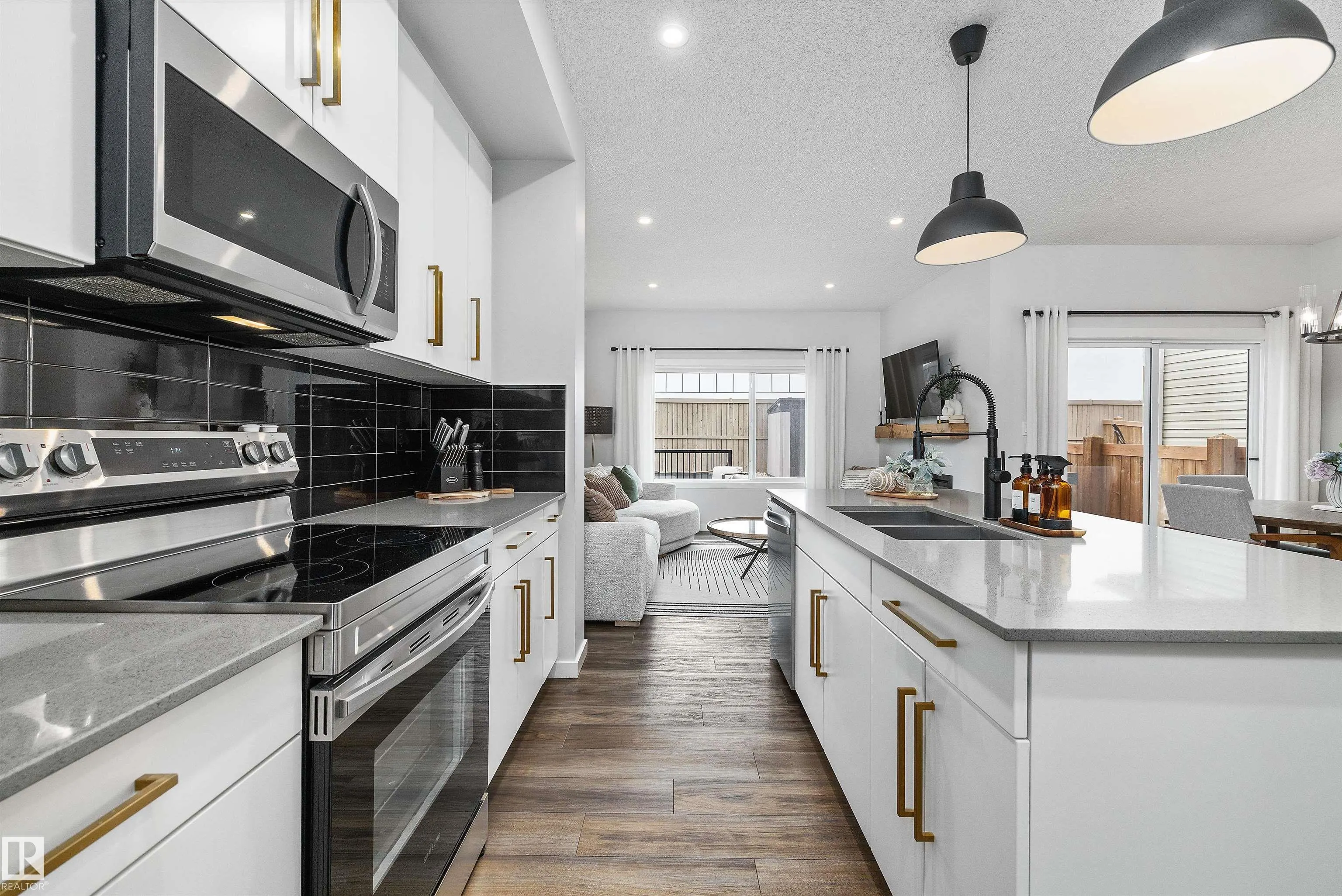 205 LARCH Crescent