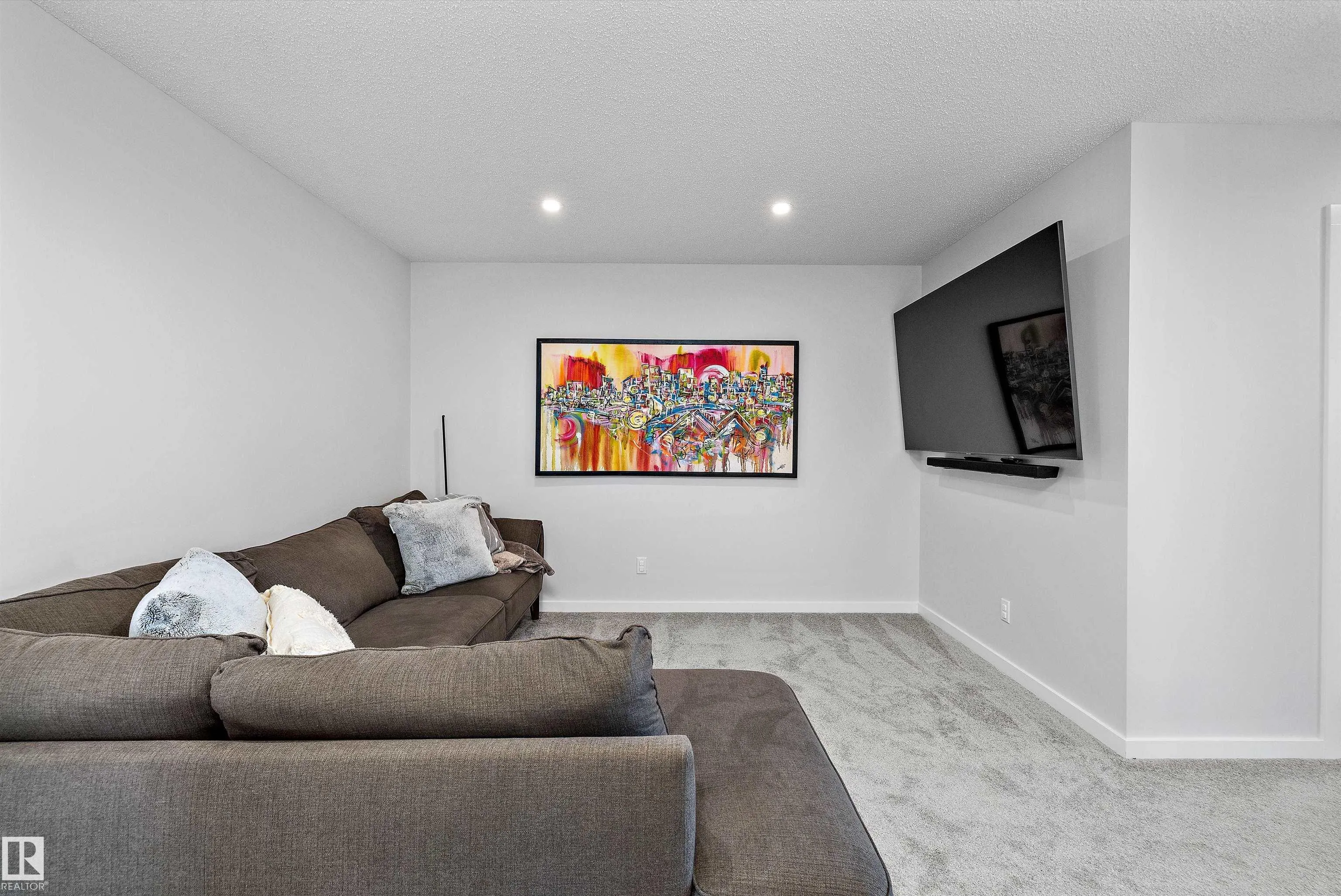 205 LARCH Crescent