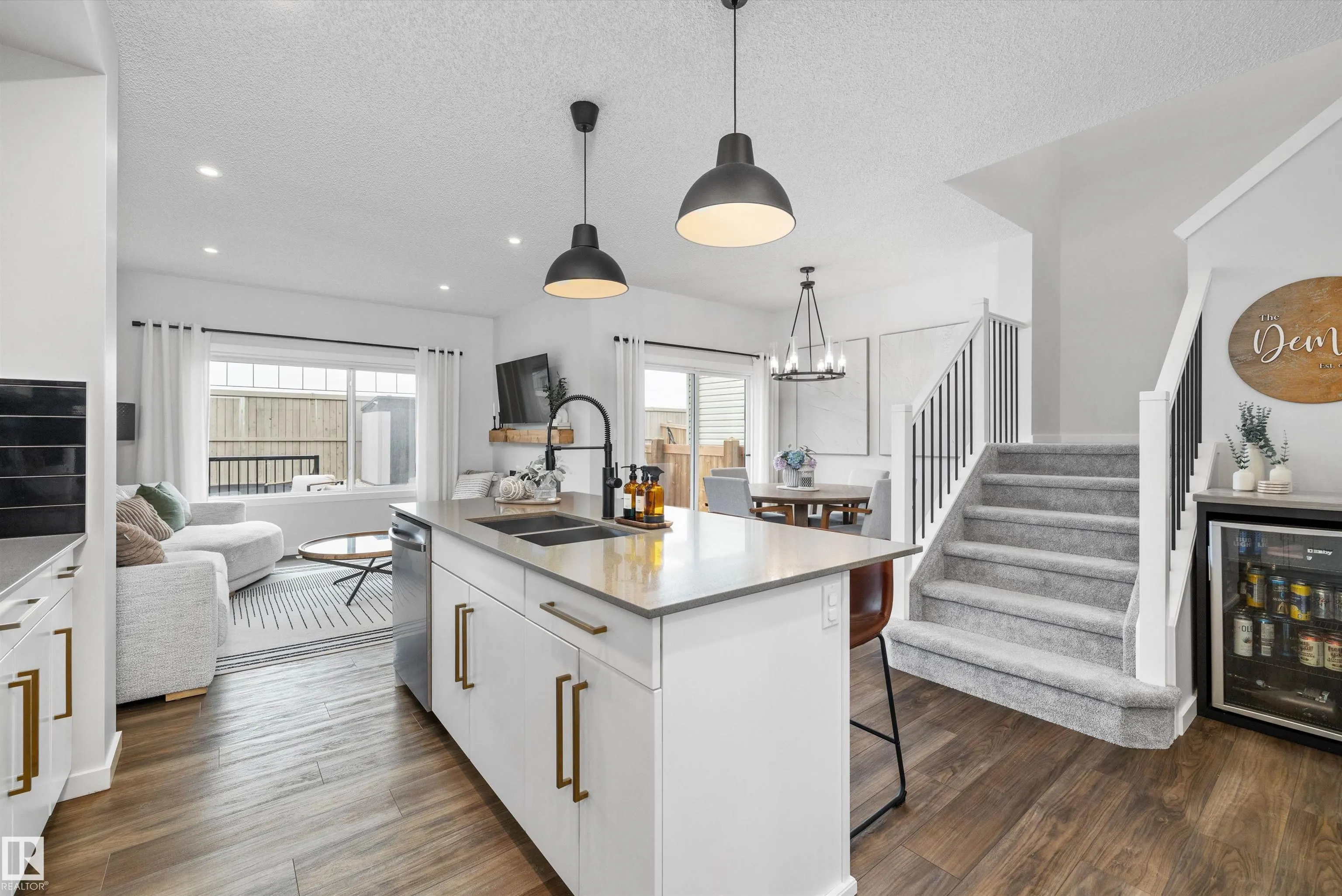 205 LARCH Crescent