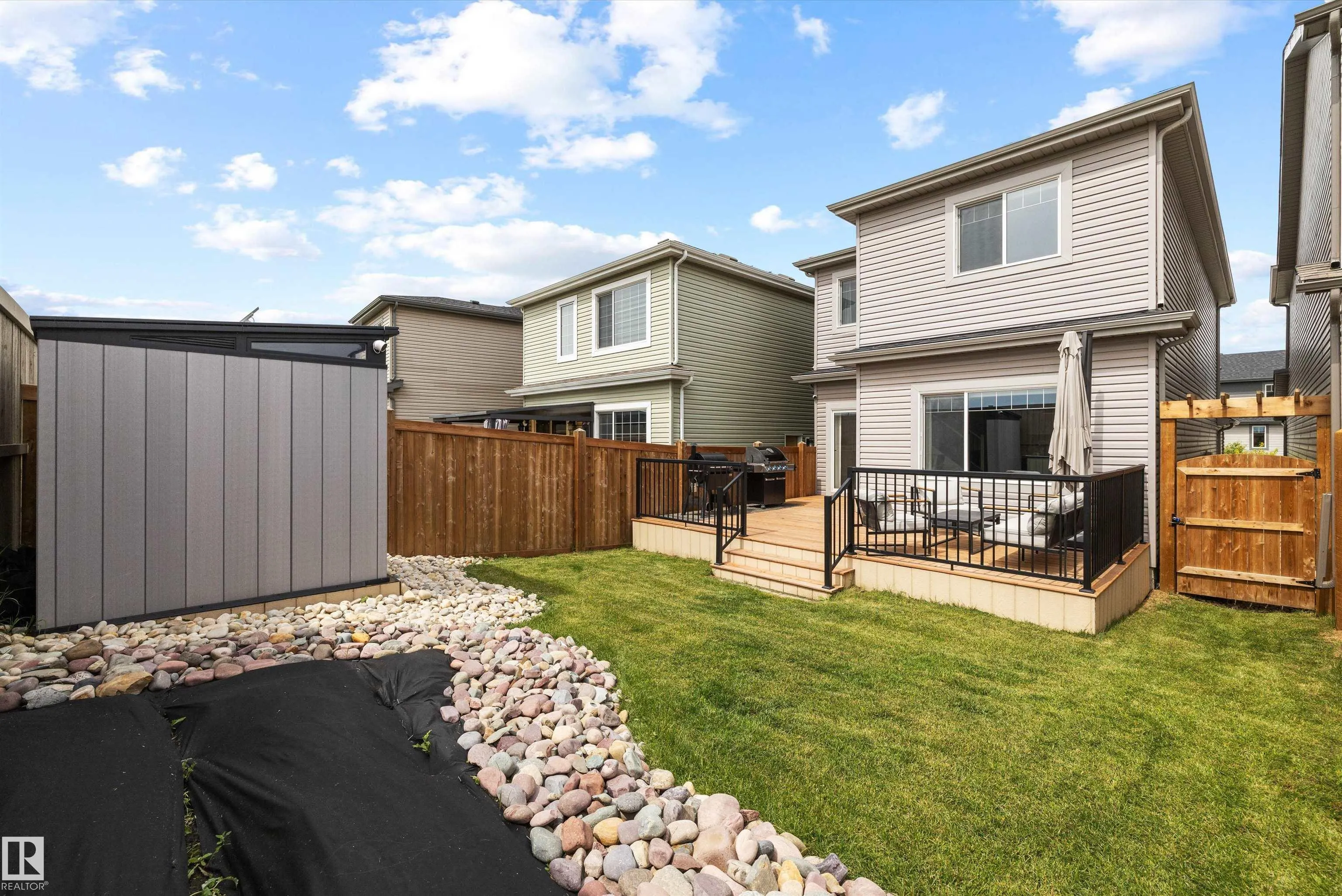 205 LARCH Crescent